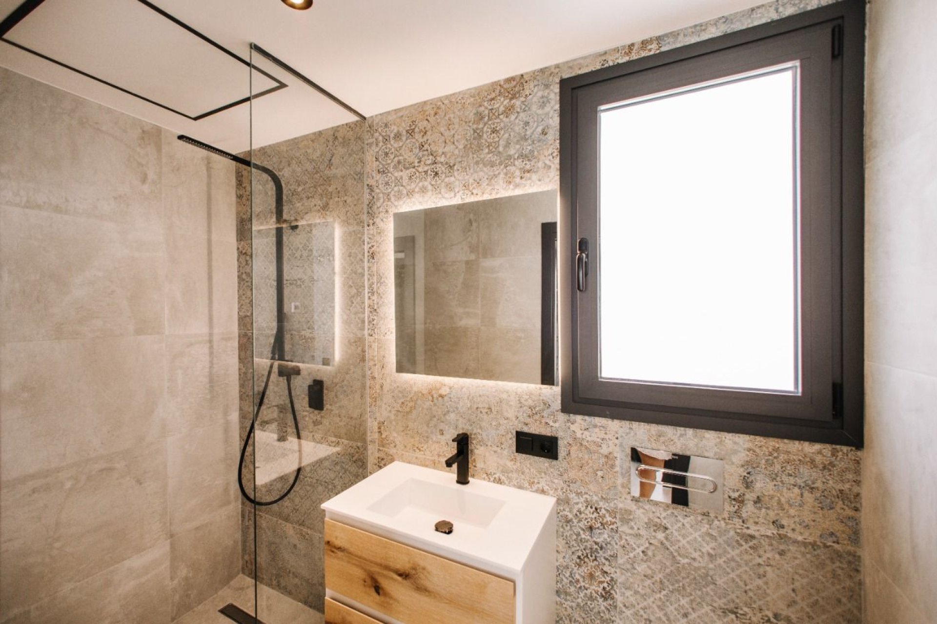 New Build - Bungalow -
