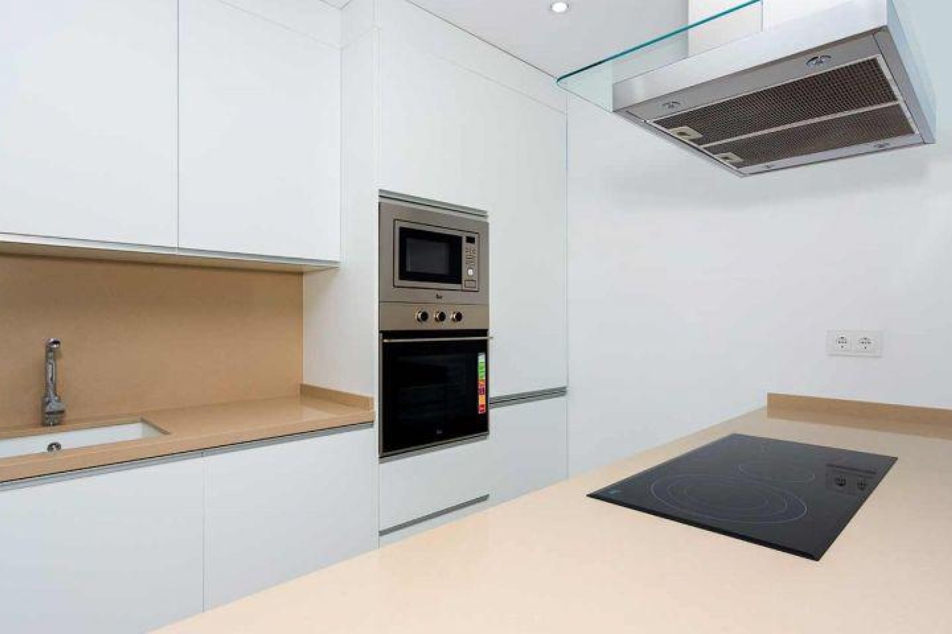 New Build - villa -
Daya Nueva - Centro