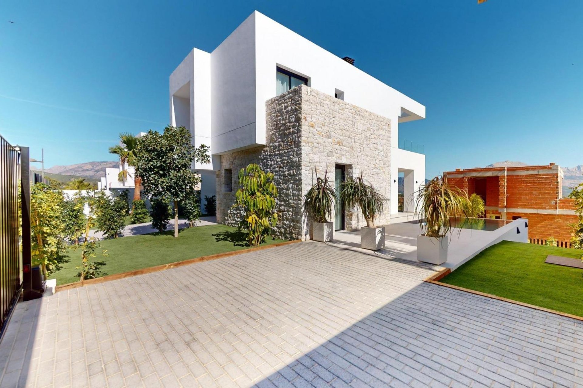 New Build - villa -
