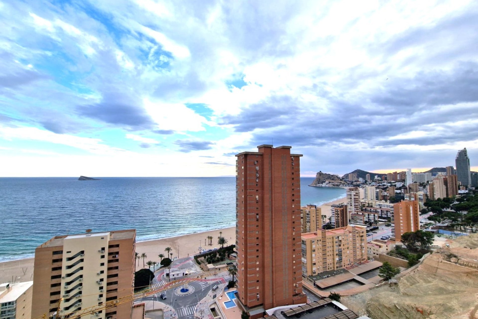 Nowy budynek - apartment -
Benidorm - Poniente