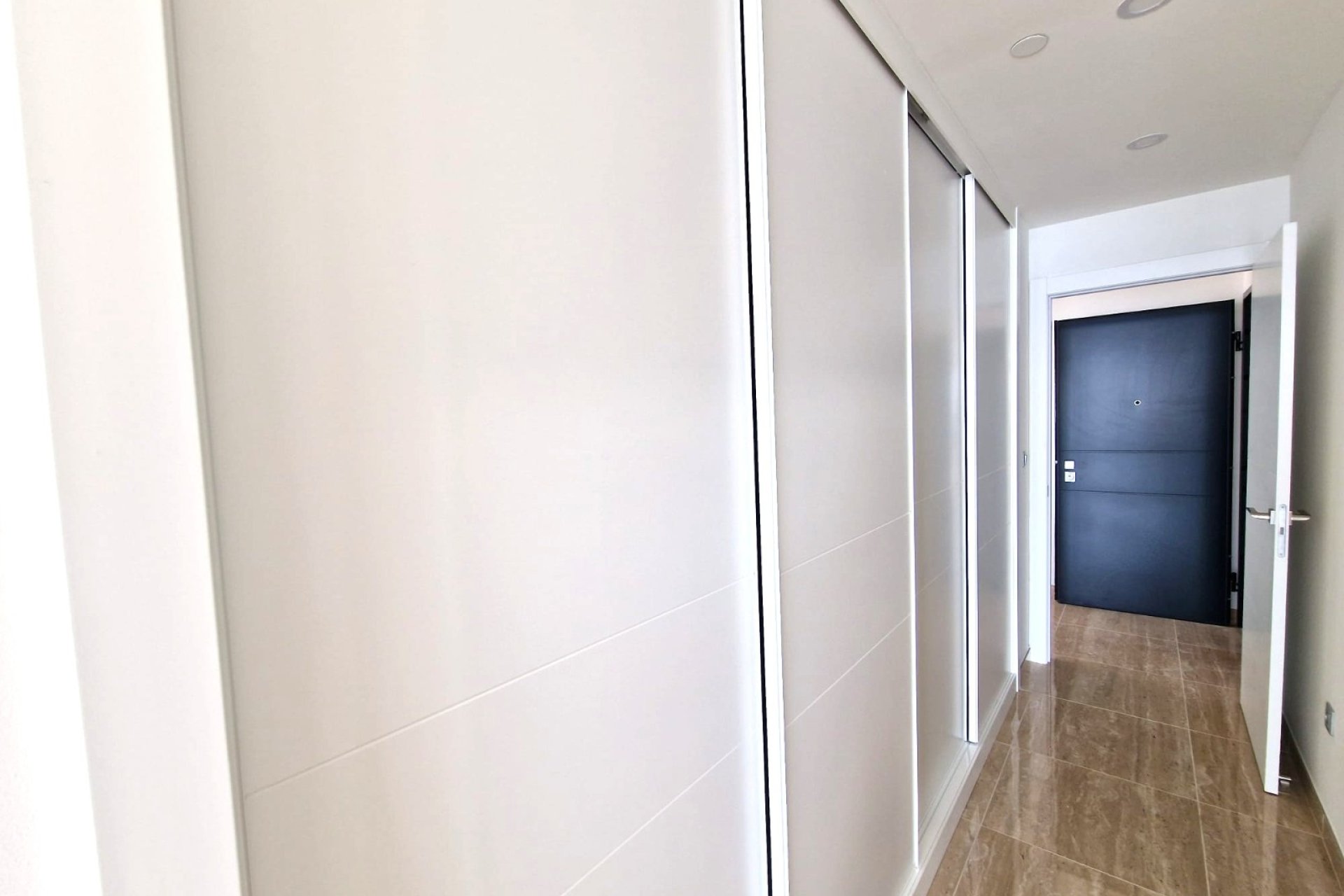 Nowy budynek - apartment -
Benidorm - Poniente