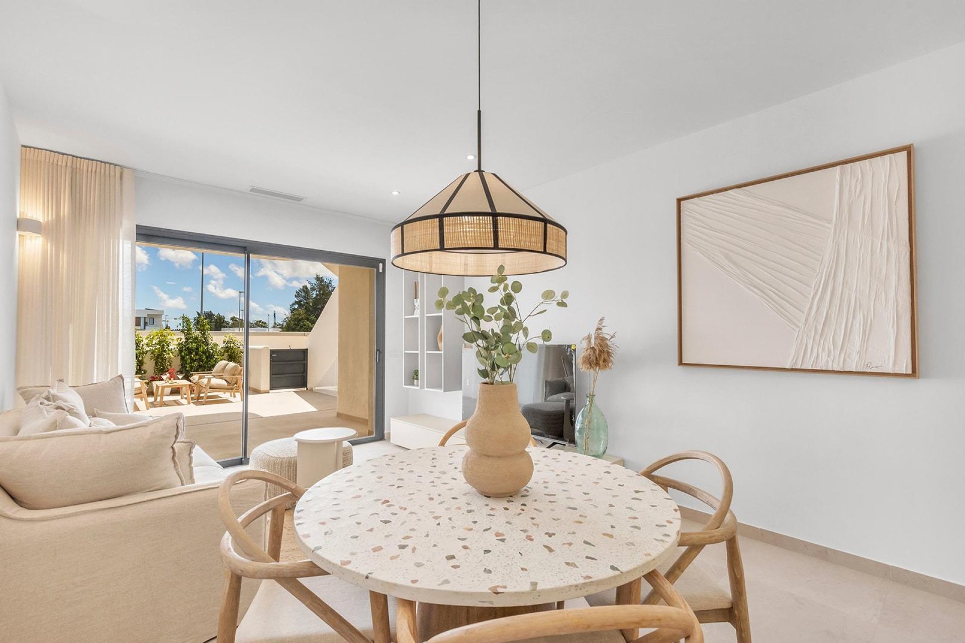 Nowy budynek - Bungalow -
Dolores - Sector 3