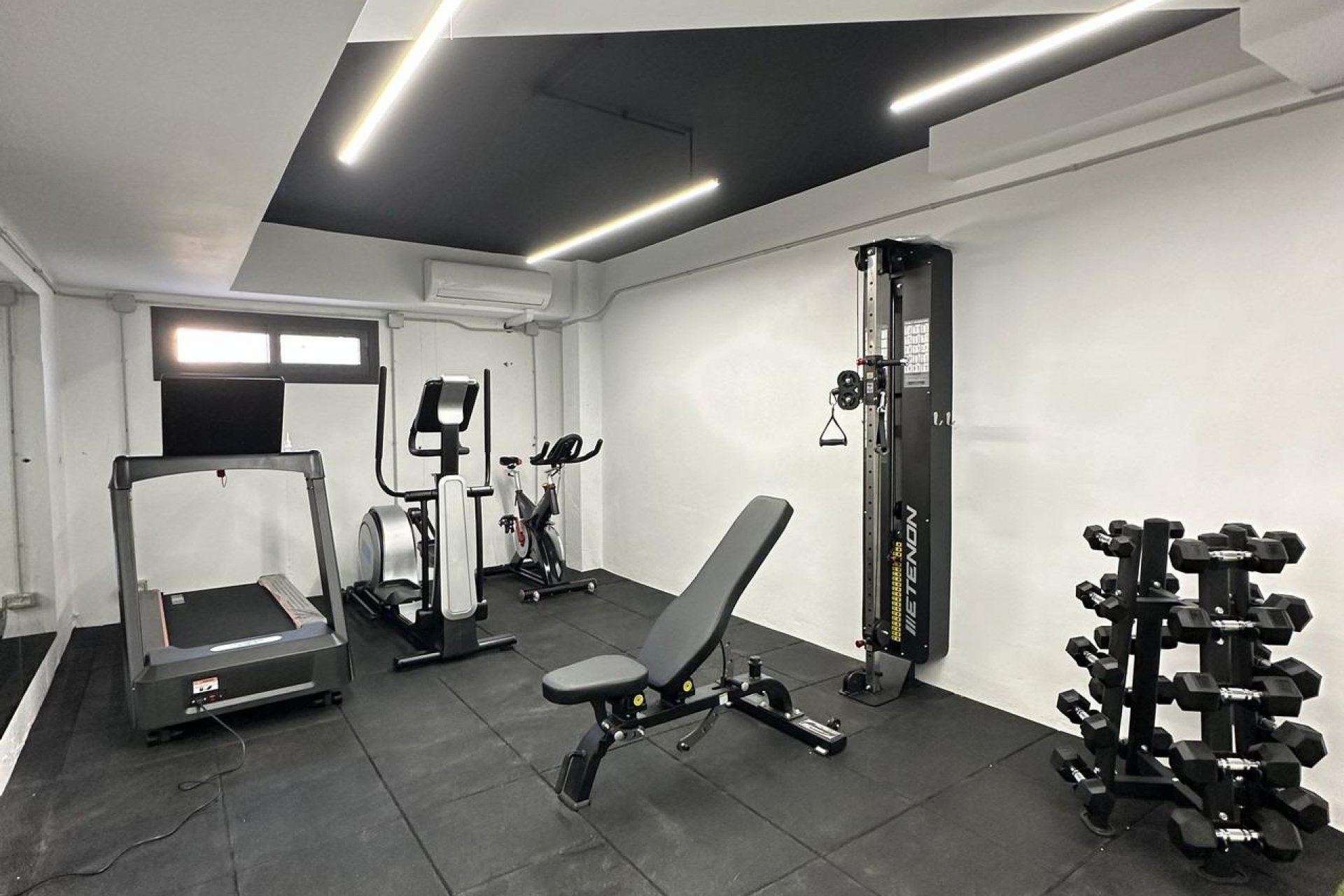 Nowy budynek - Bungalow -
Pilar de la Horadada - pueblo