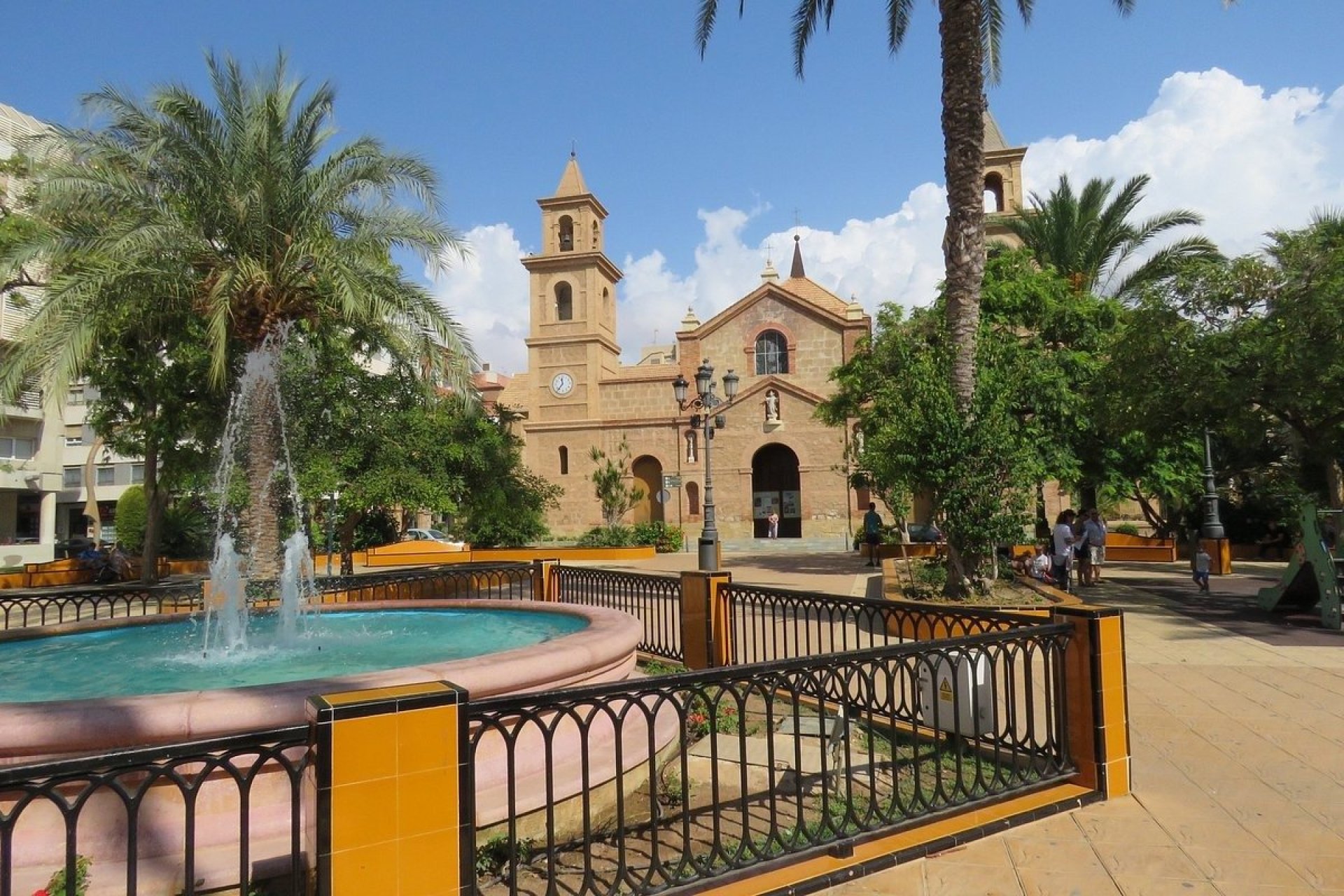 Nowy budynek - Bungalow -
Torrevieja - Lago Jardín II