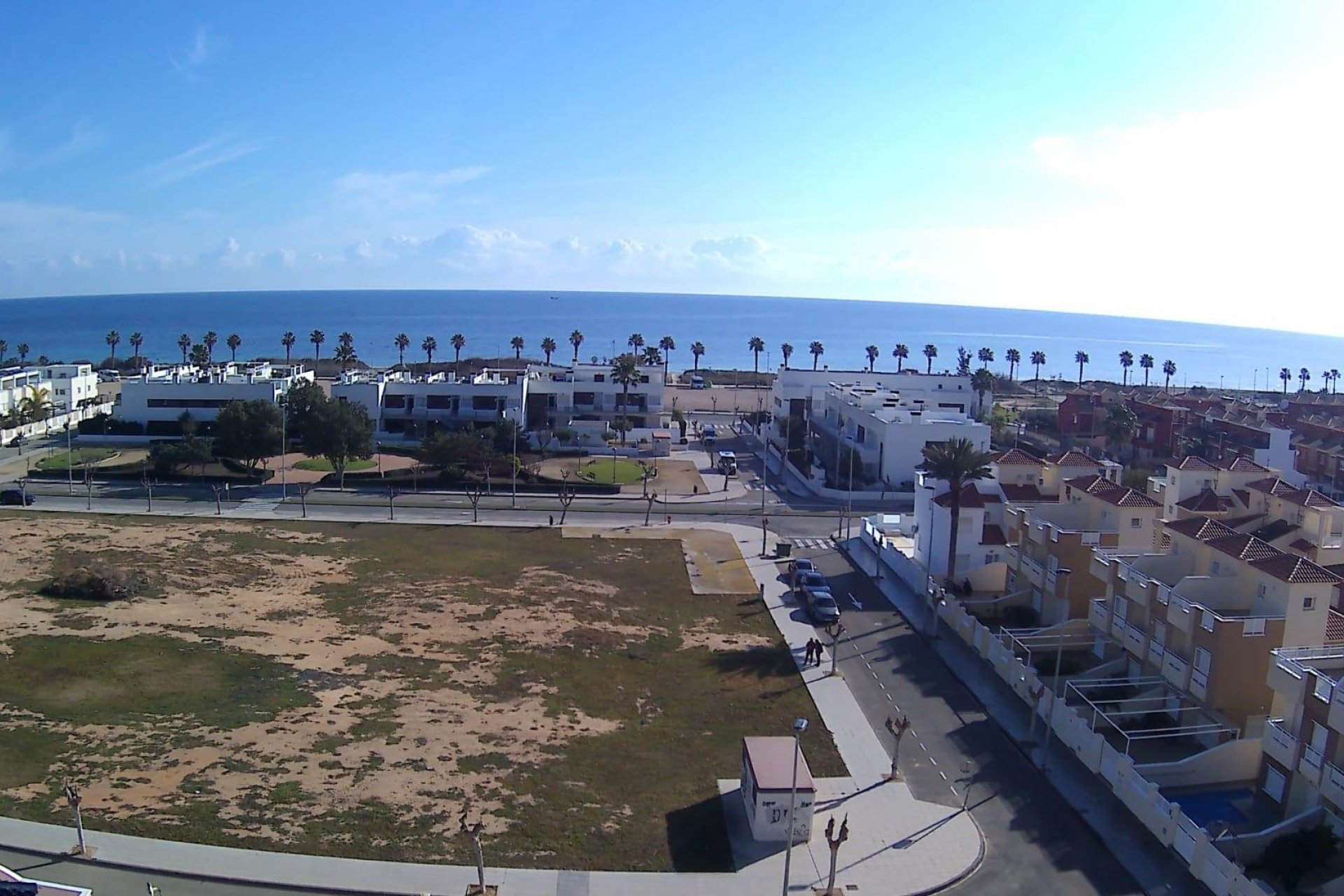 Nowy budynek - Daszek -
Pilar de la Horadada - Playa de las Higuericas