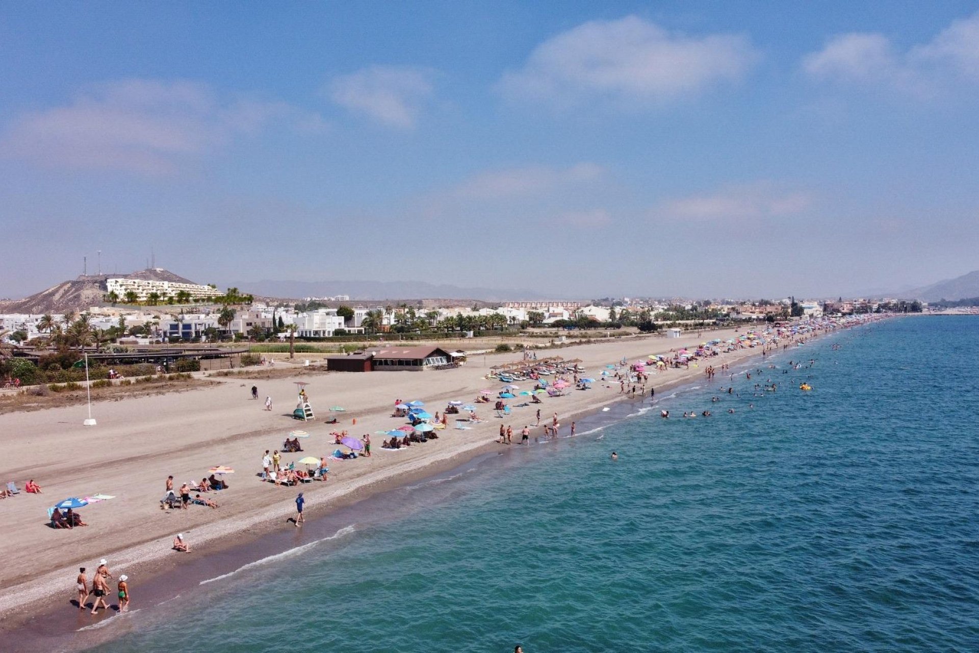 Nowy budynek - Daszek -
