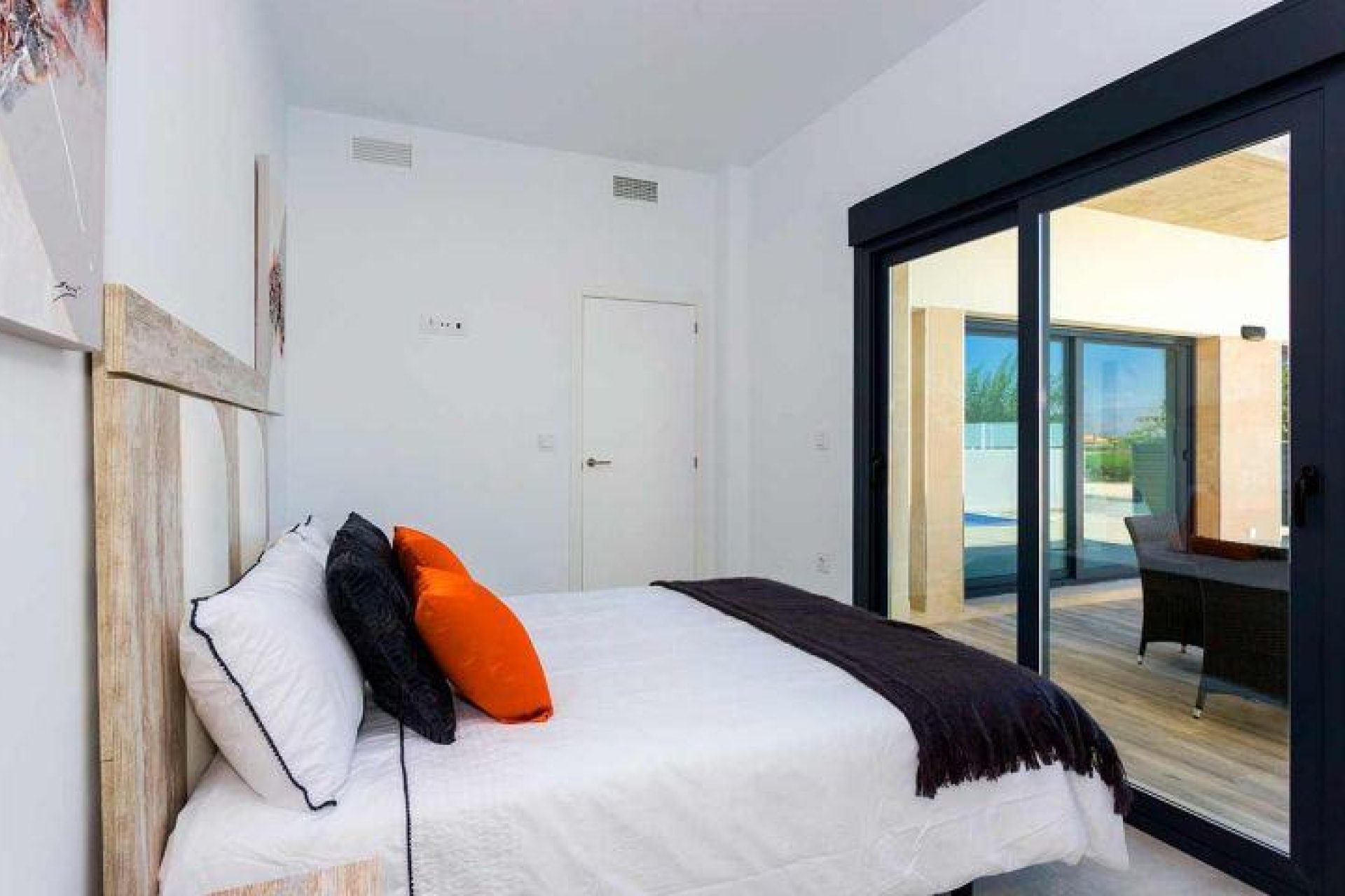 Nowy budynek - Quad House -
