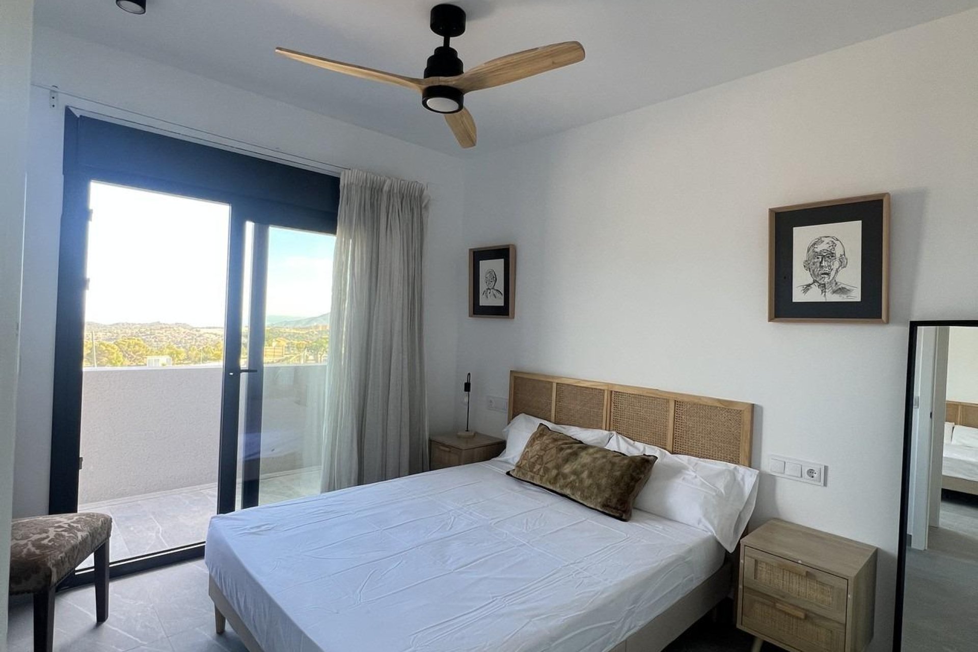 Nowy budynek - town house -
Polop - PAU1