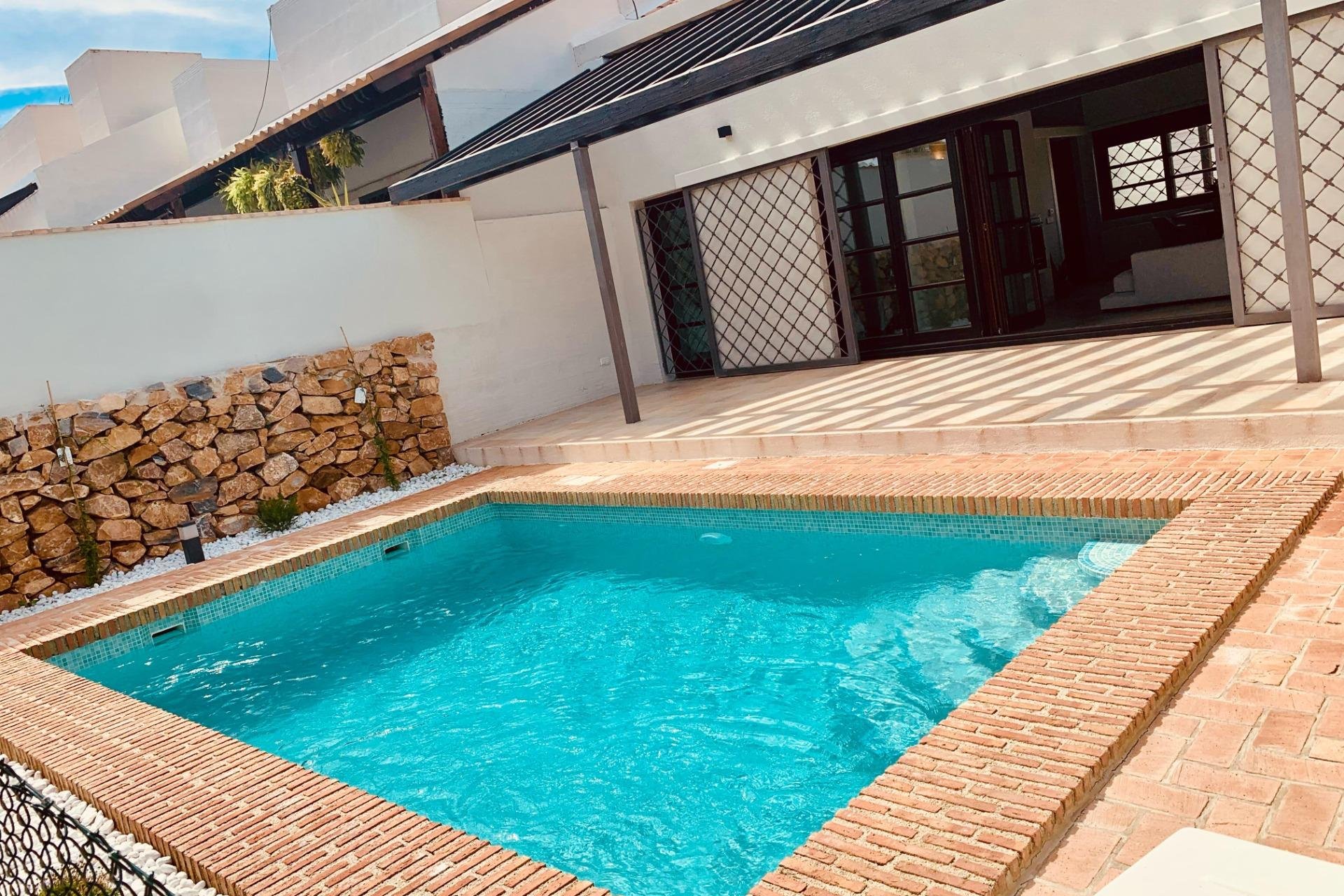 Nowy budynek - town house -
Sucina - Peraleja Golf