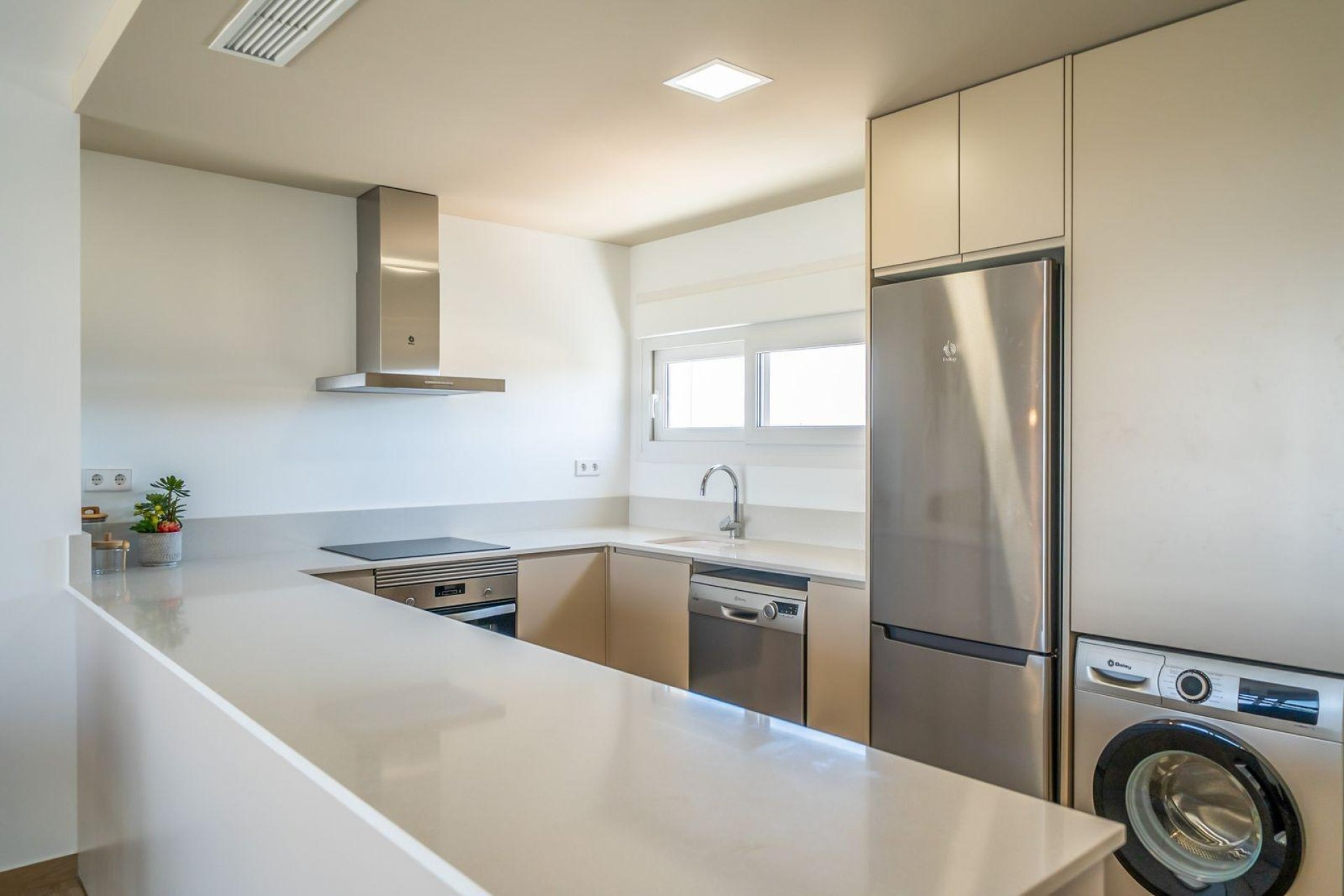 Nowy budynek - town house -
