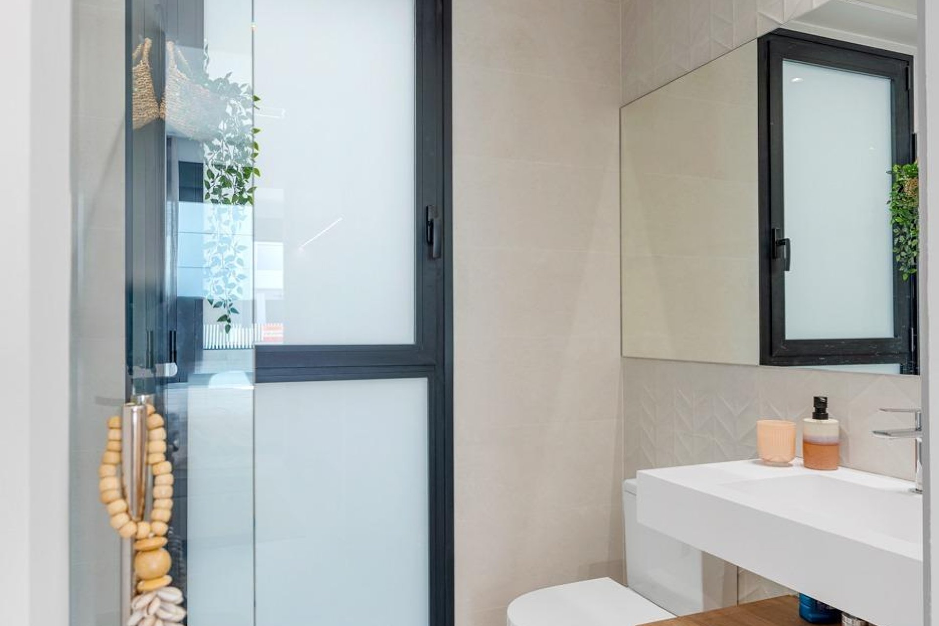 Nowy budynek - town house -
