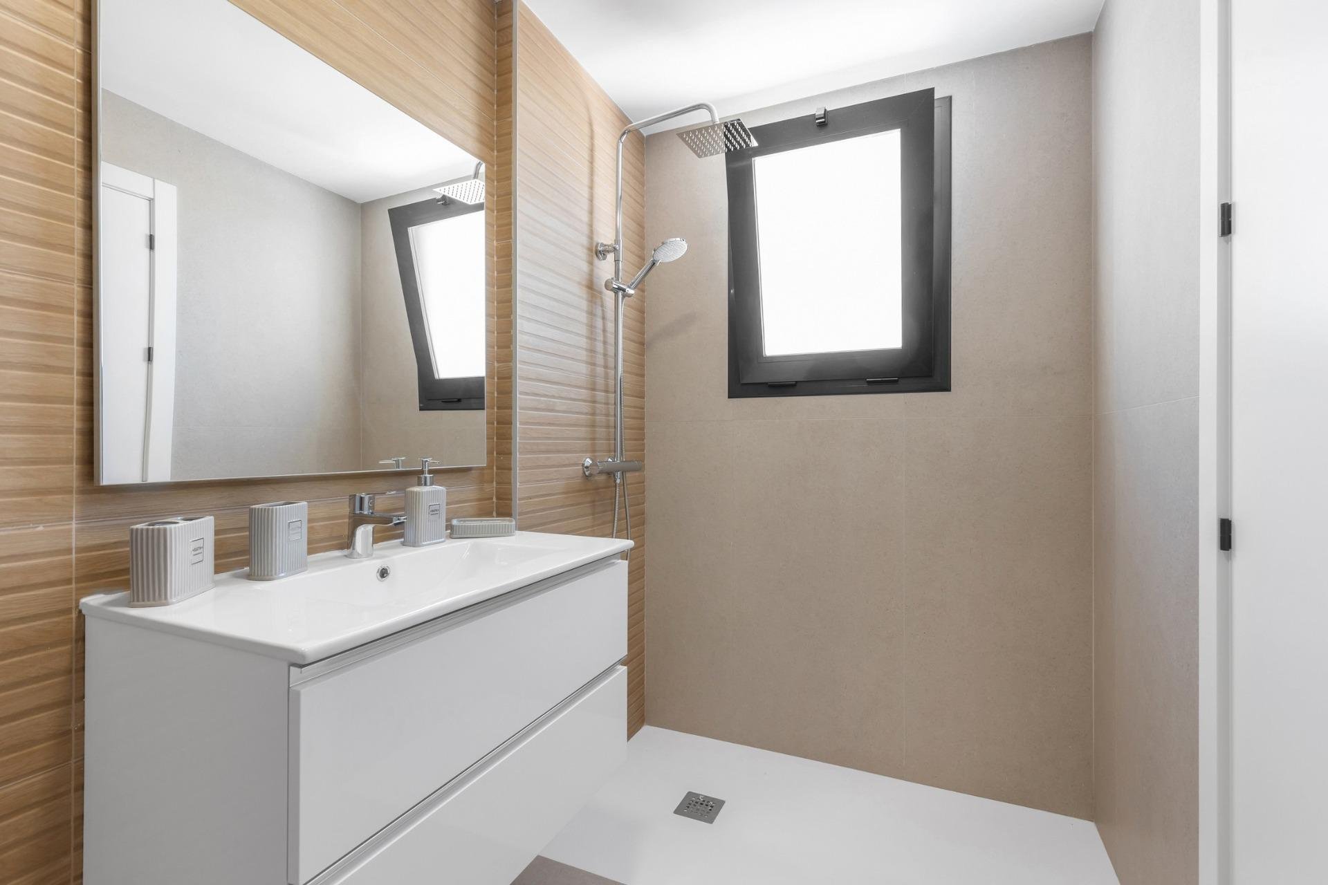 Nowy budynek - town house -
