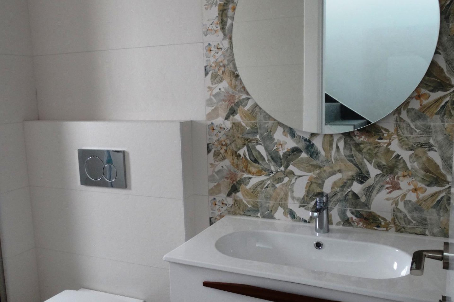 Nowy budynek - town house -
