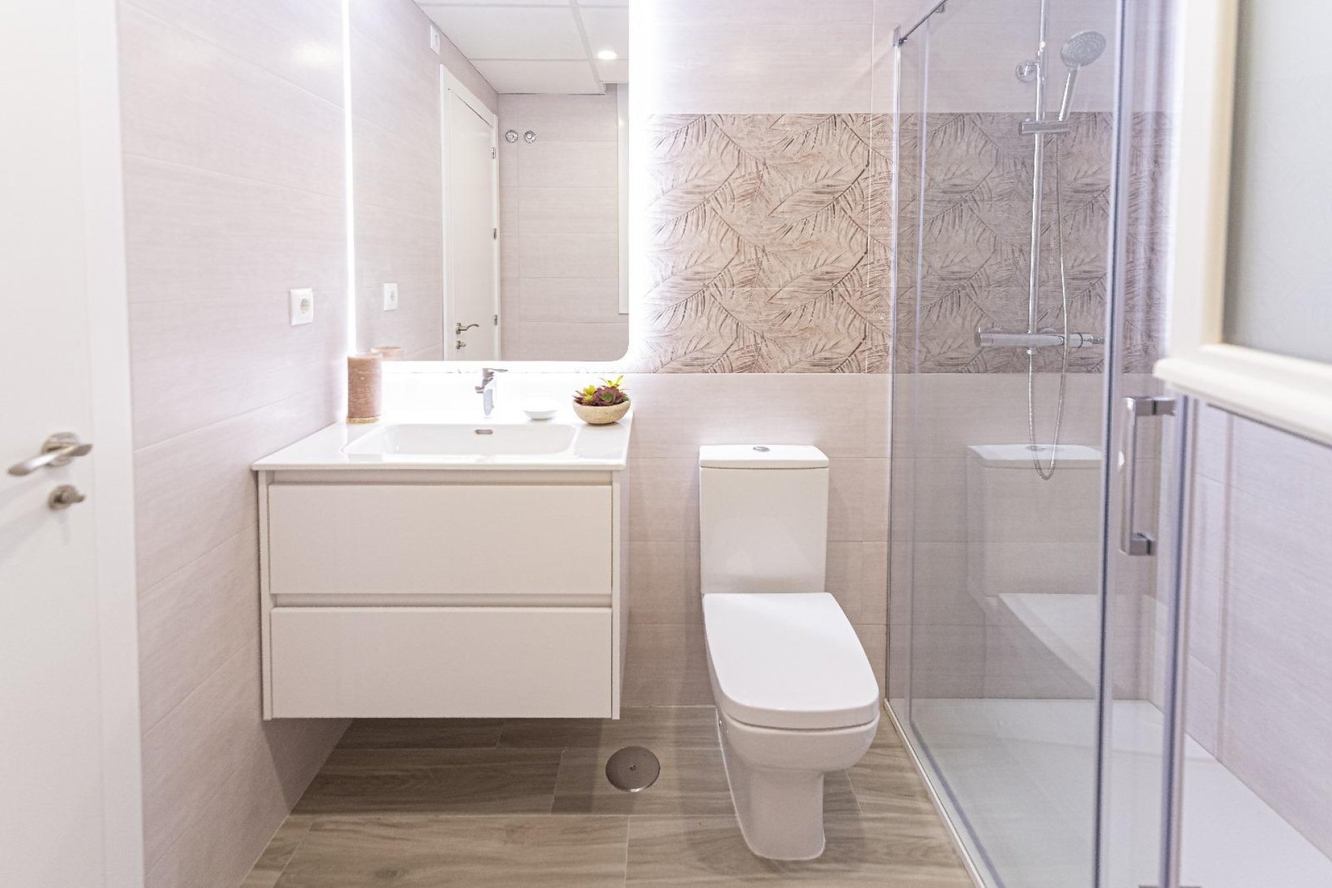 Nowy budynek - town house -
