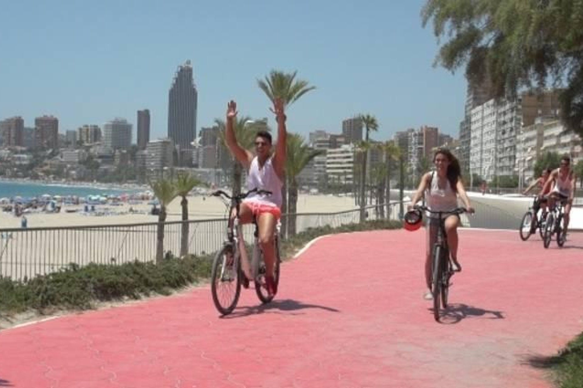 Nowy budynek - villa -
Benidorm - Urbanizaciones