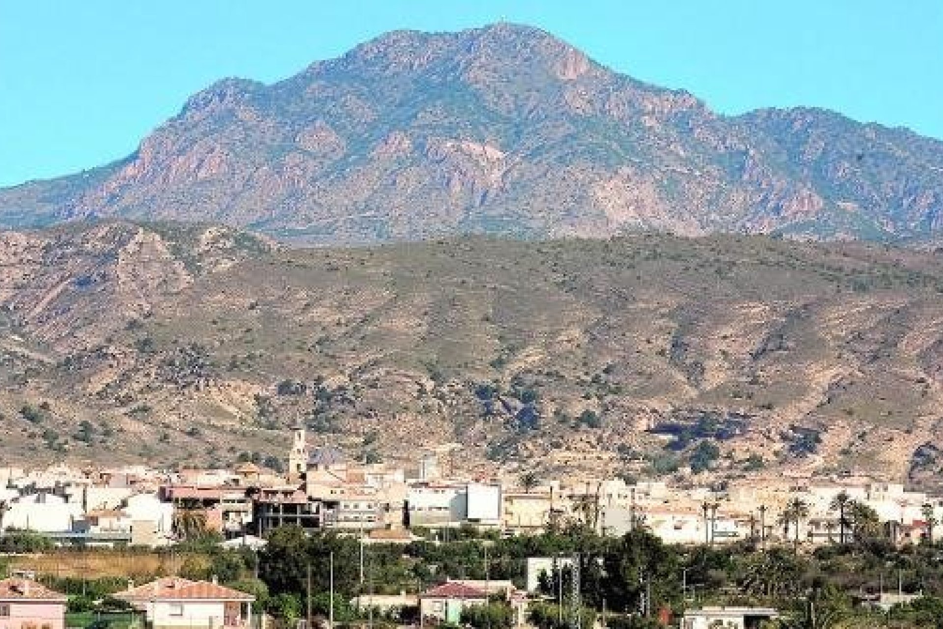 Nowy budynek - villa -
Fortuna - Urb. Kalendas