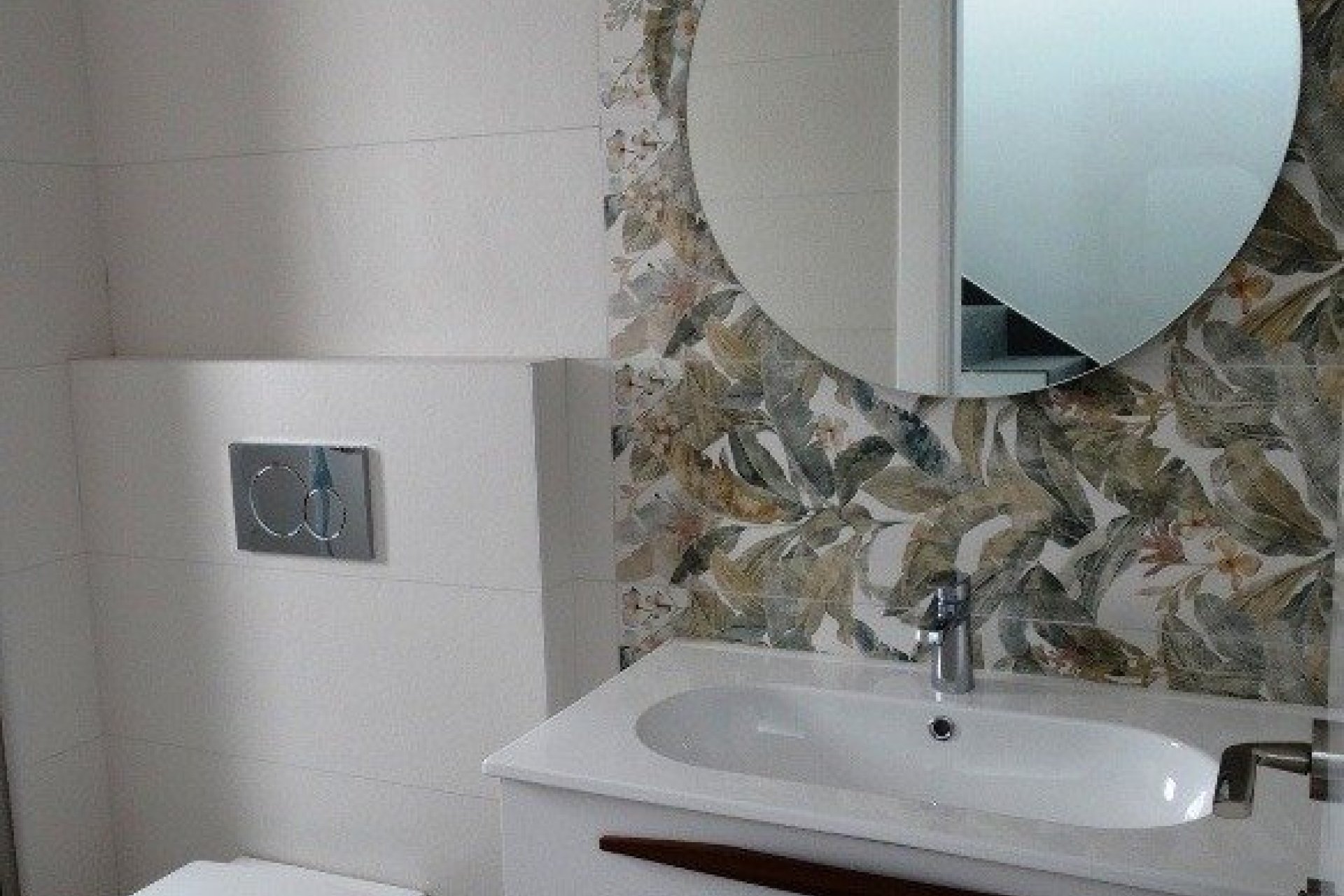 Nowy budynek - villa -
Pilar de la Horadada - pueblo