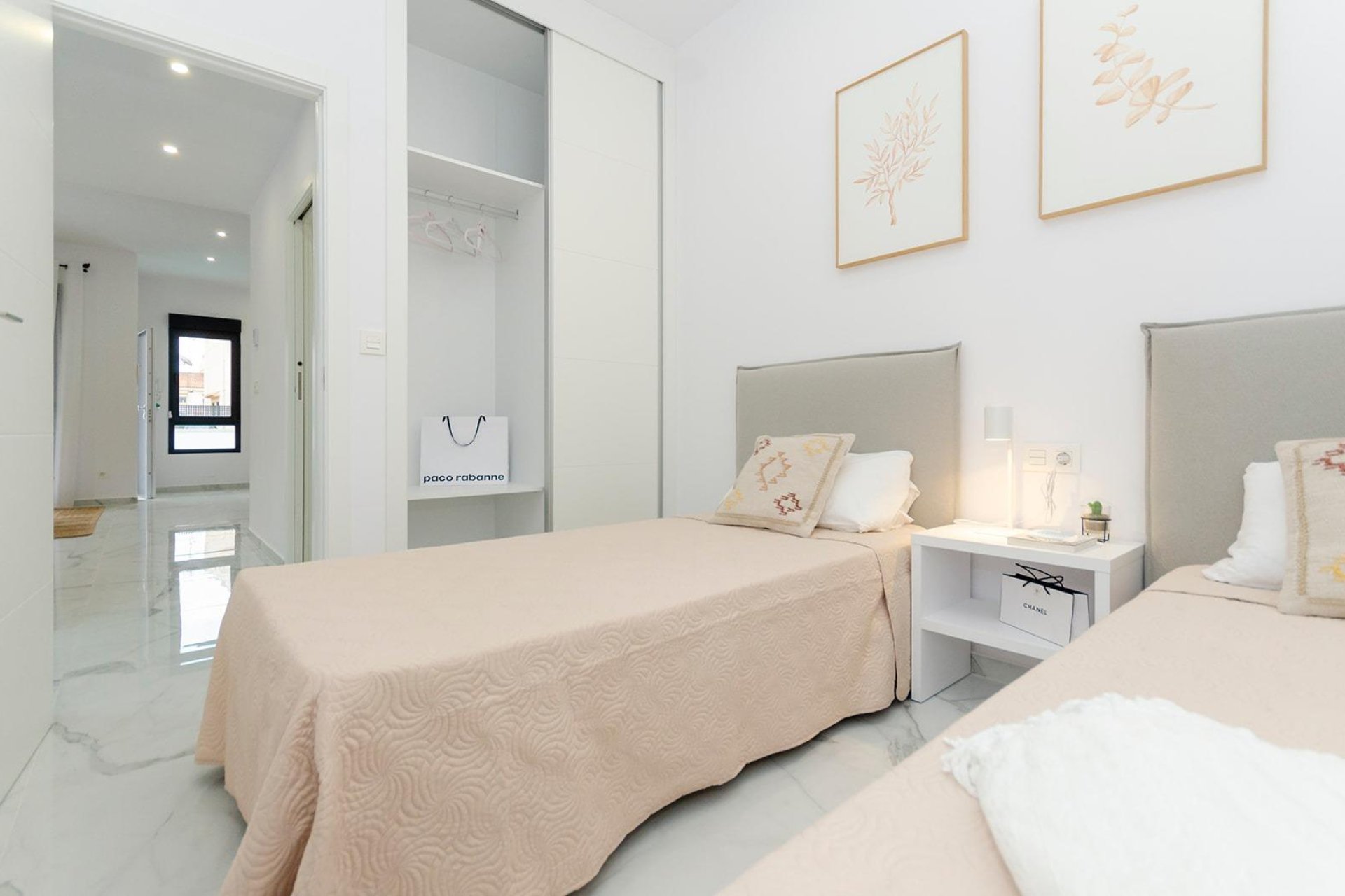 Nowy budynek - villa -
Torrevieja - Torretas