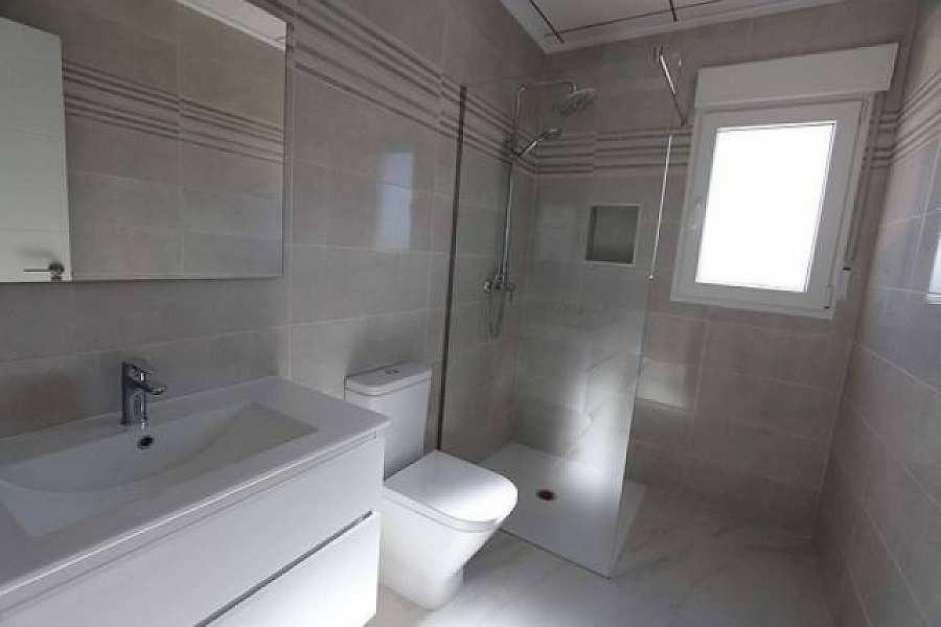 Nowy budynek - villa -
