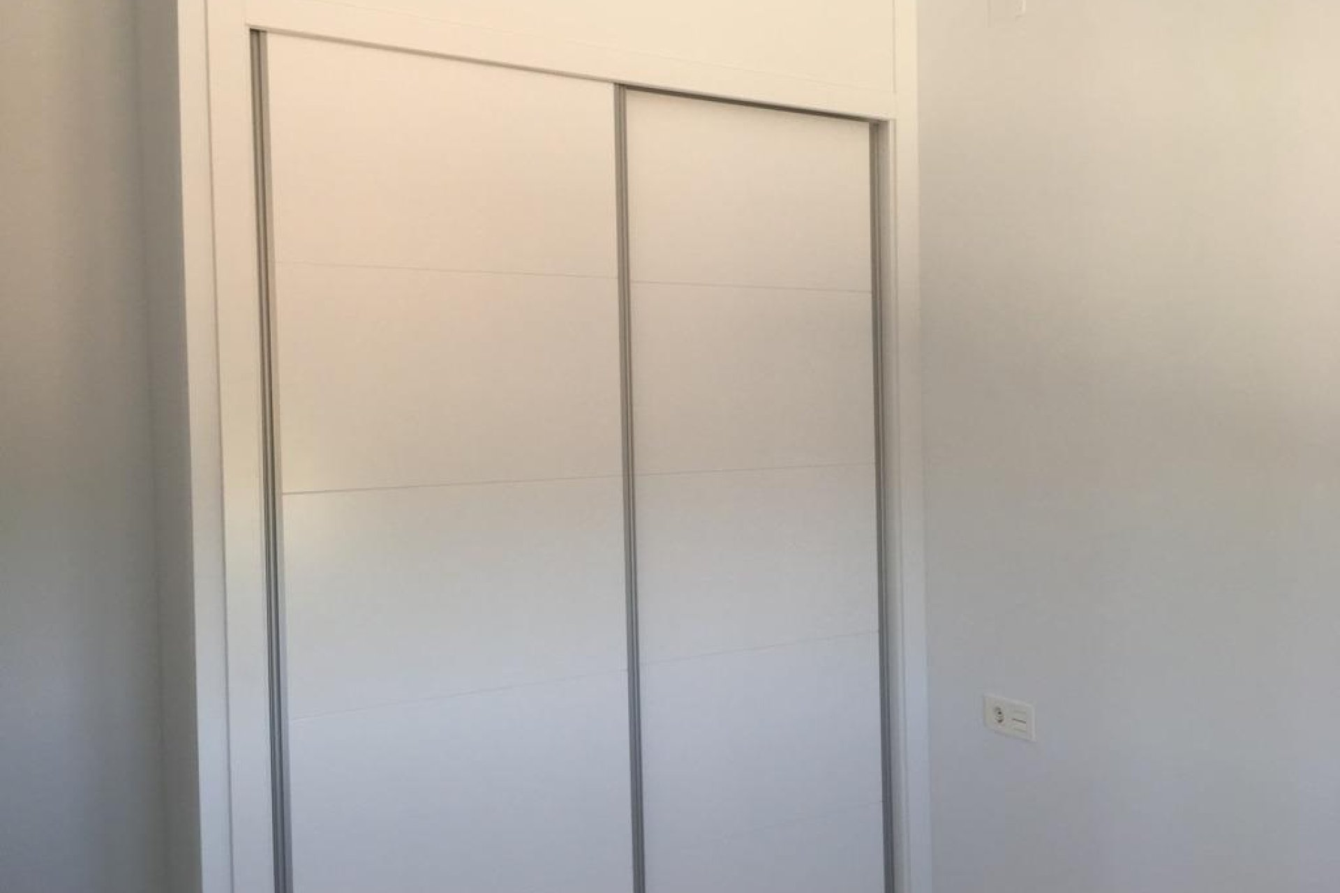 Nowy budynek - villa -
