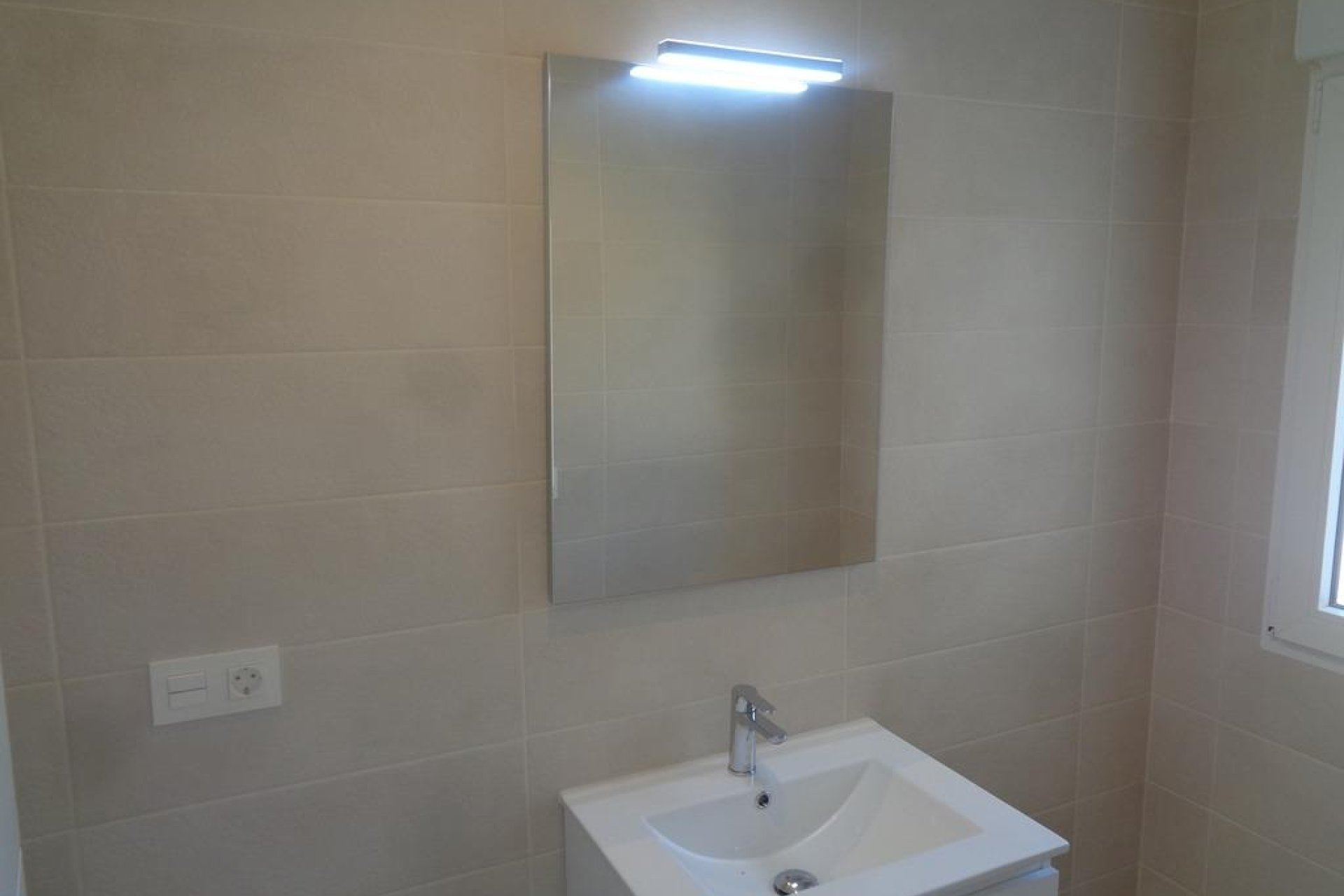 Nowy budynek - villa -
