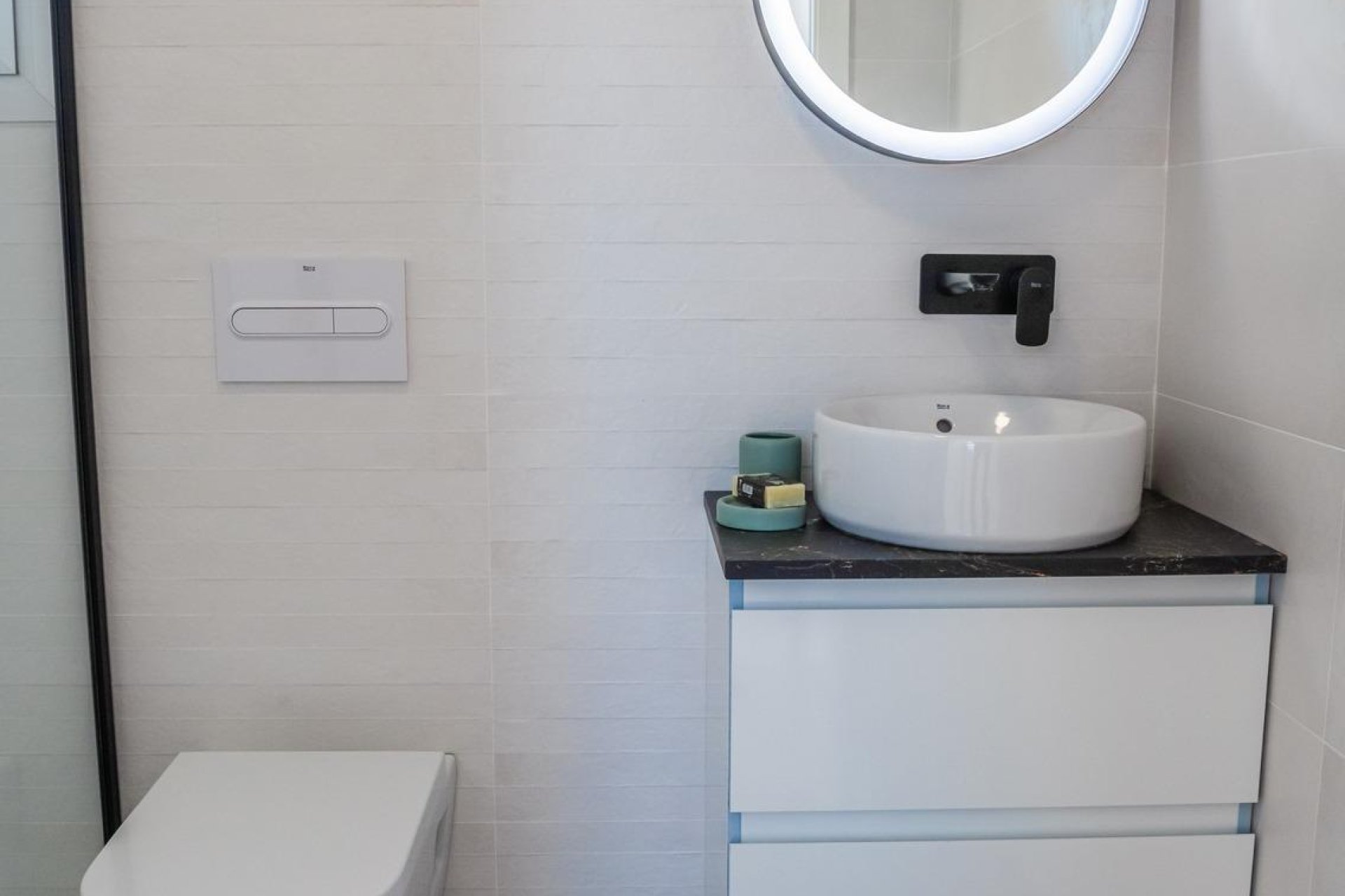 Nowy budynek - villa -
