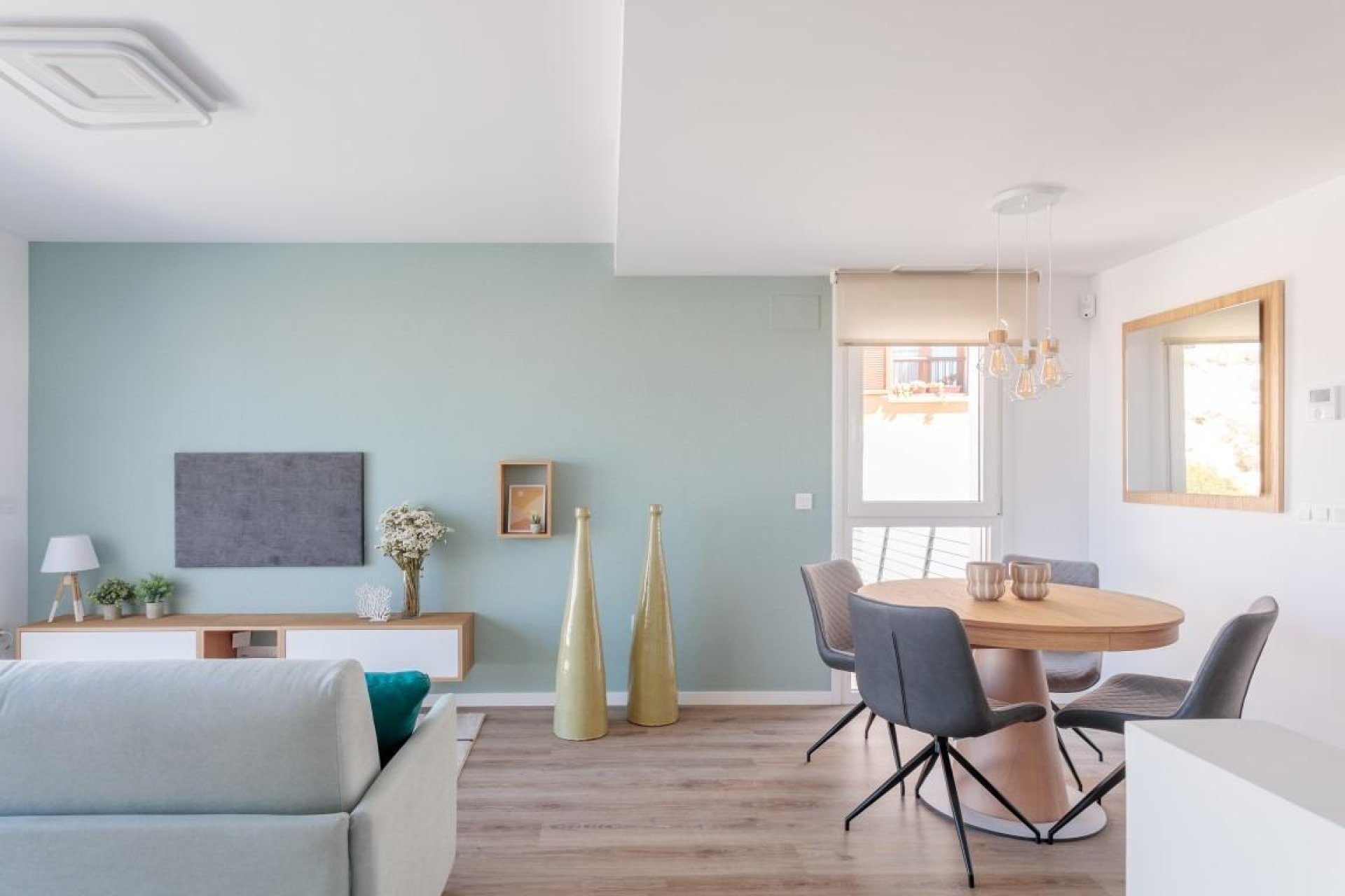 Nowy budynek - villa -
