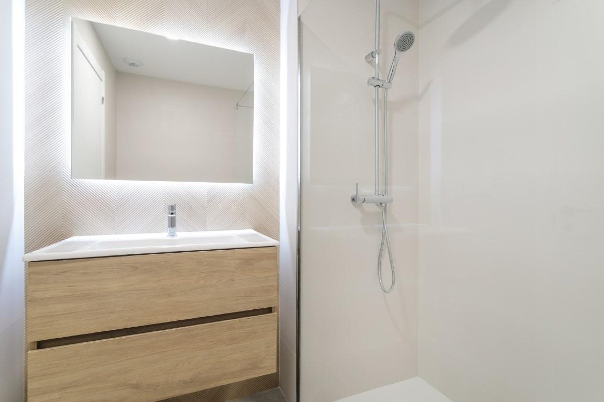 Nowy budynek - villa -
