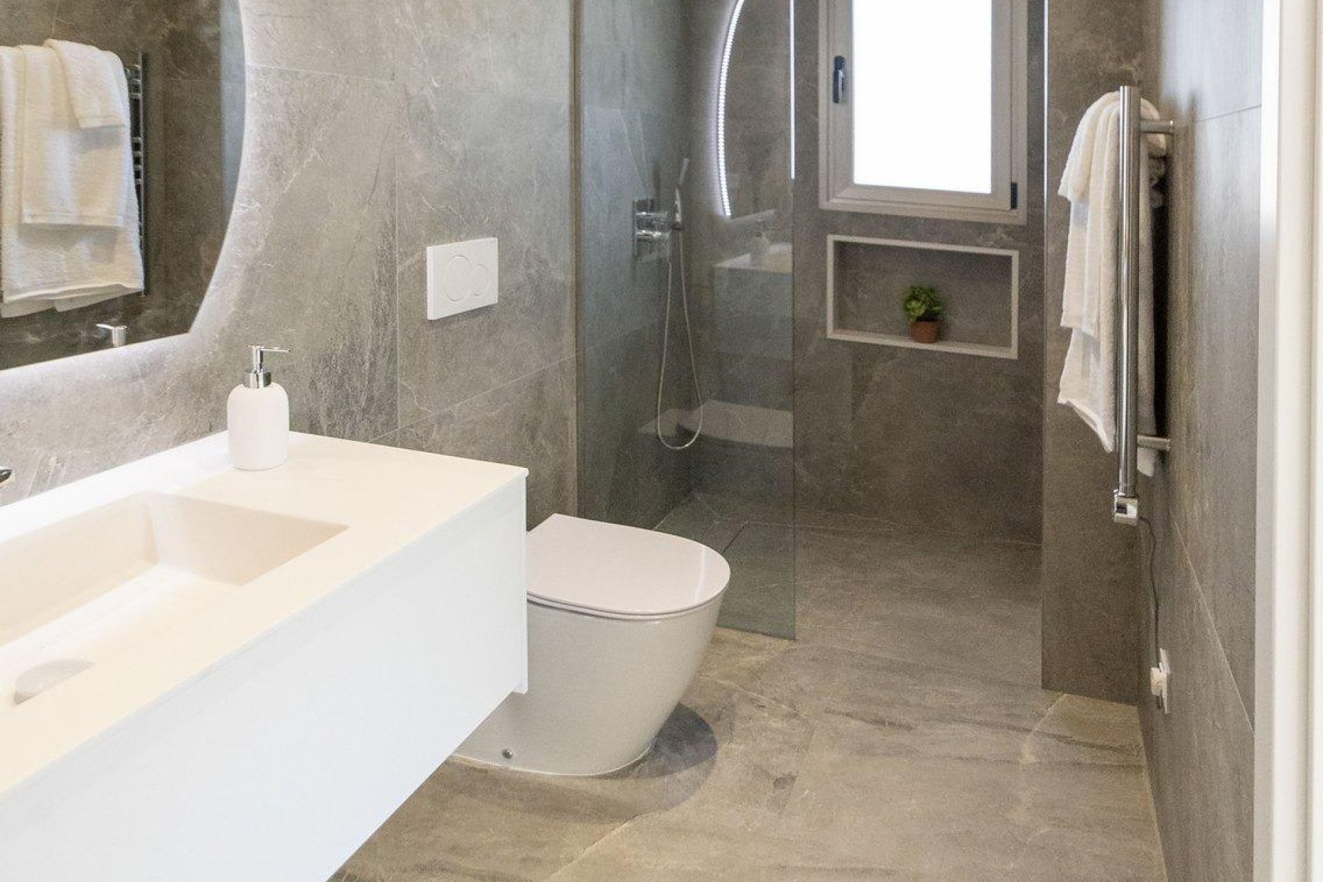 Nowy budynek - villa -
