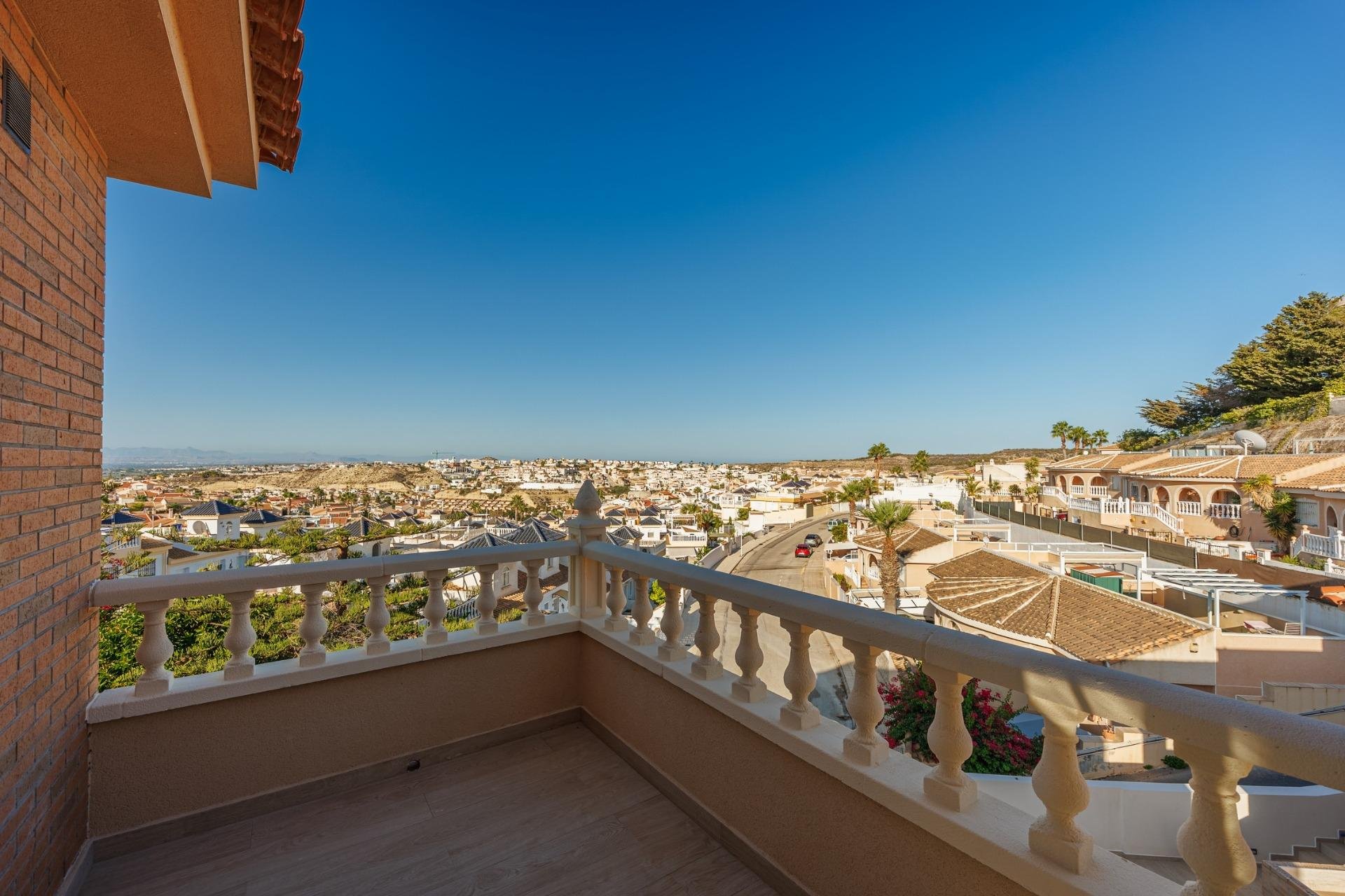 Nowy budynek - villa -
