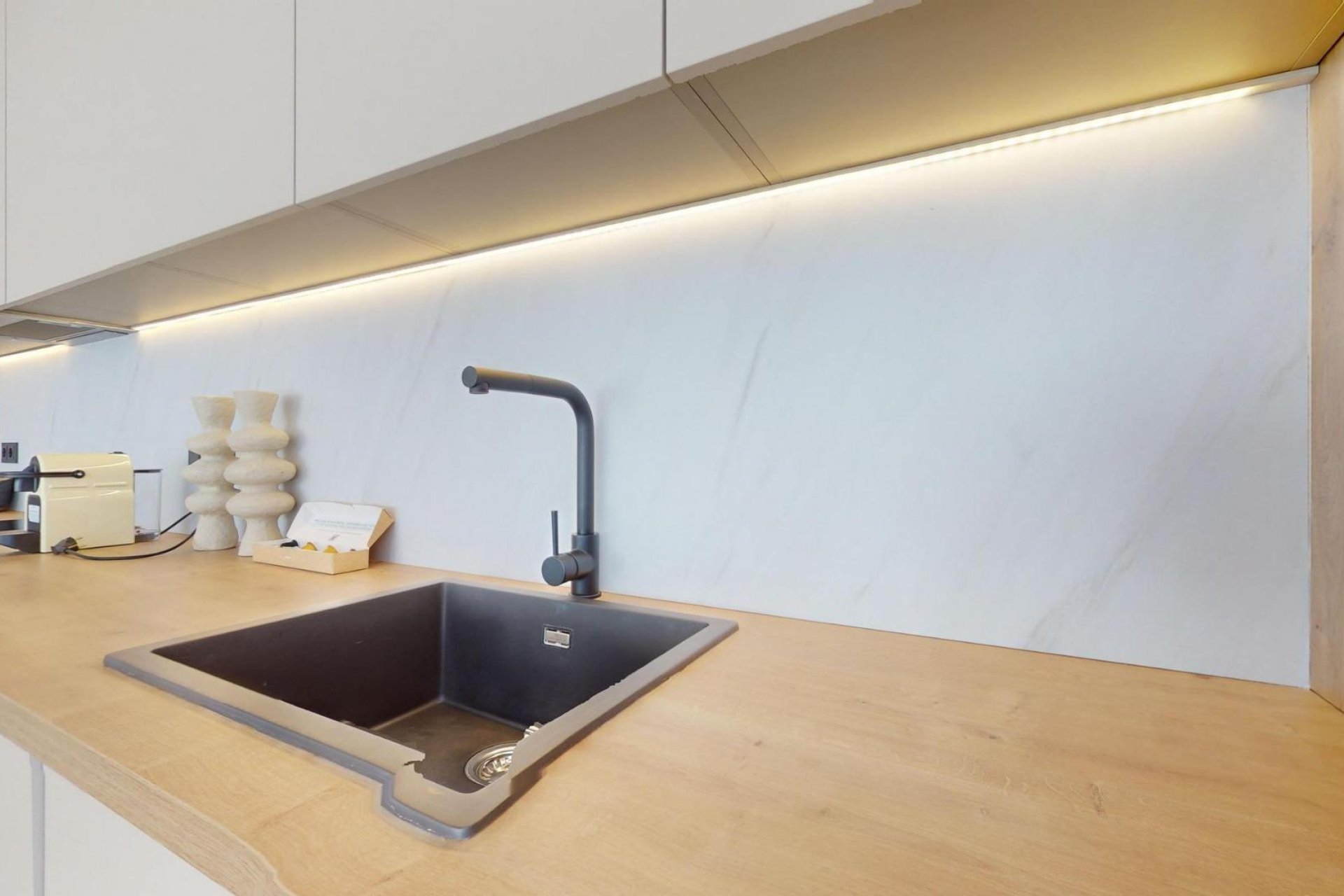 Nowy budynek - villa -
