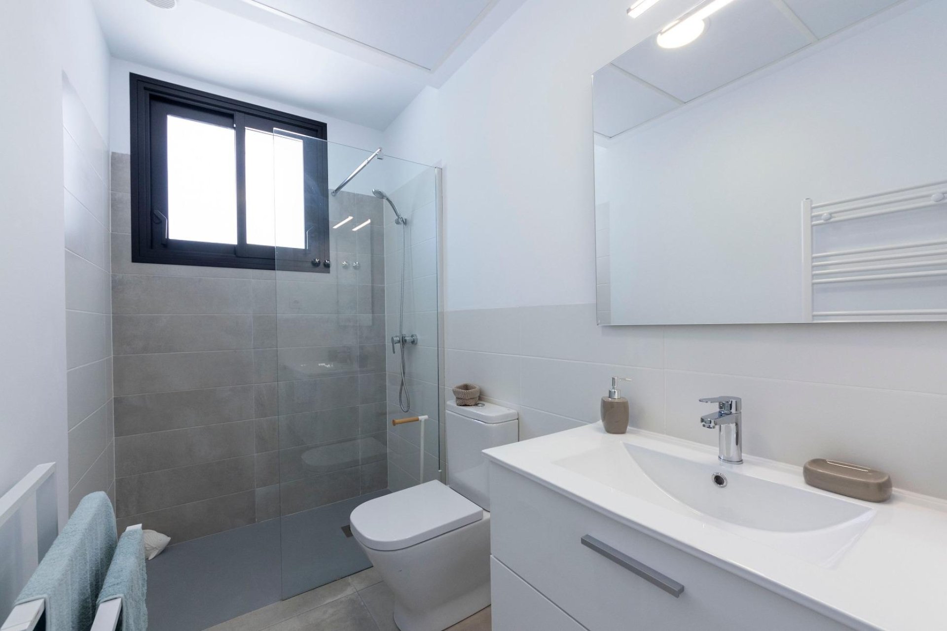 Nowy budynek - villa -
