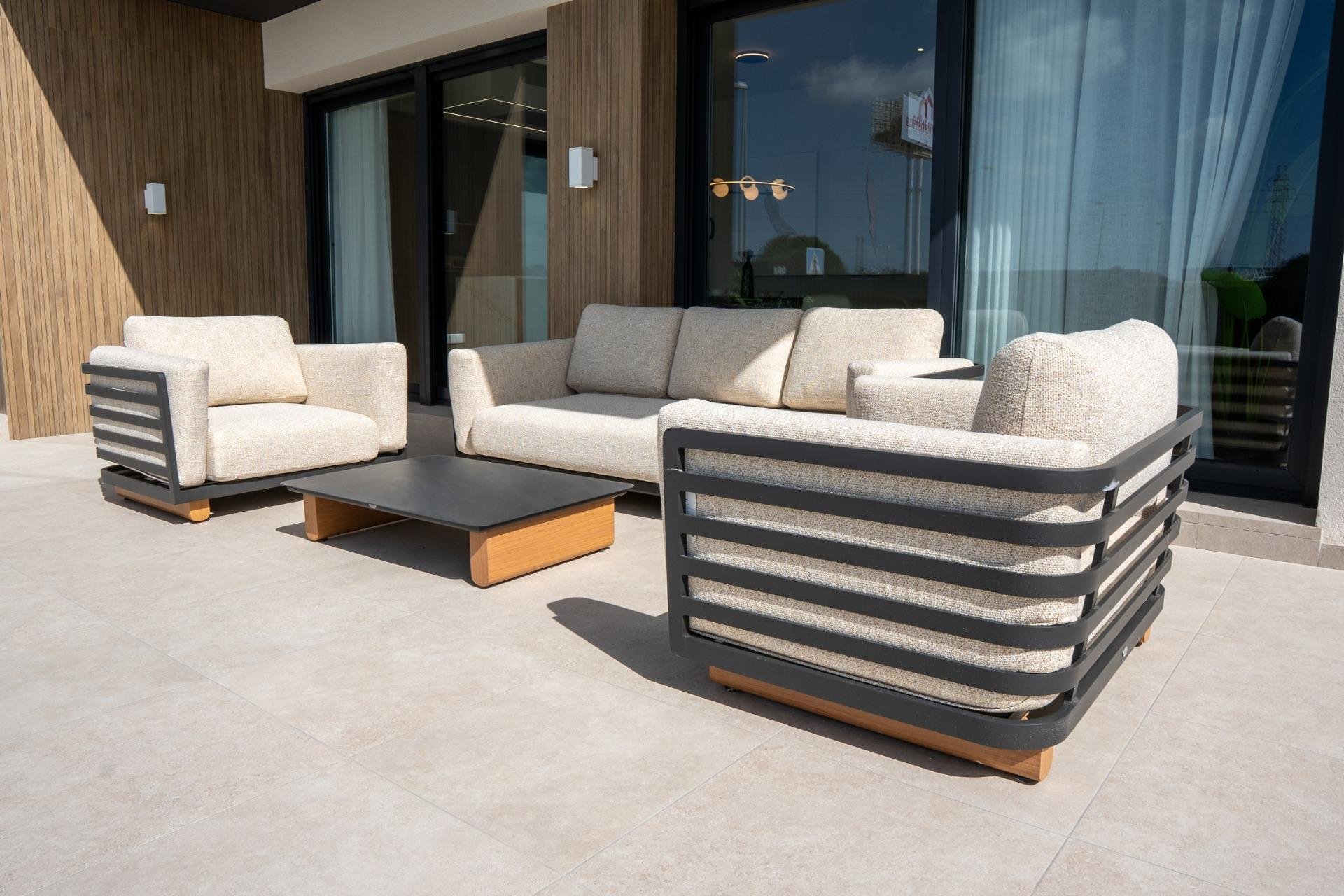 Nowy budynek - villa -
