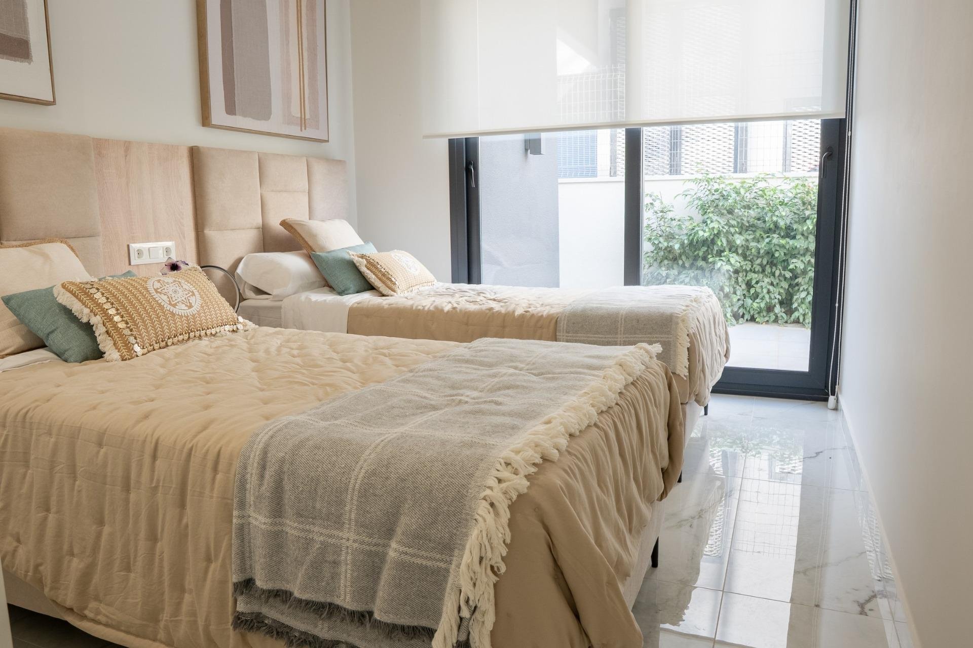 Nowy budynek - villa -
