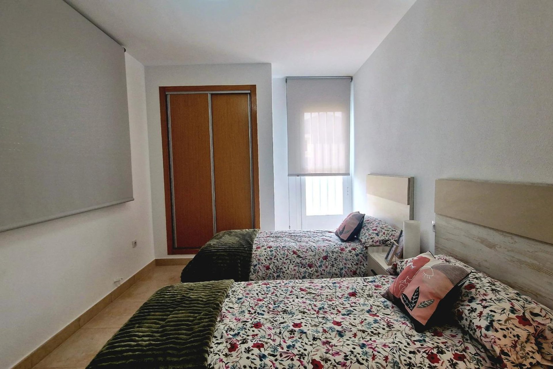 Nowy budynek - villa -
