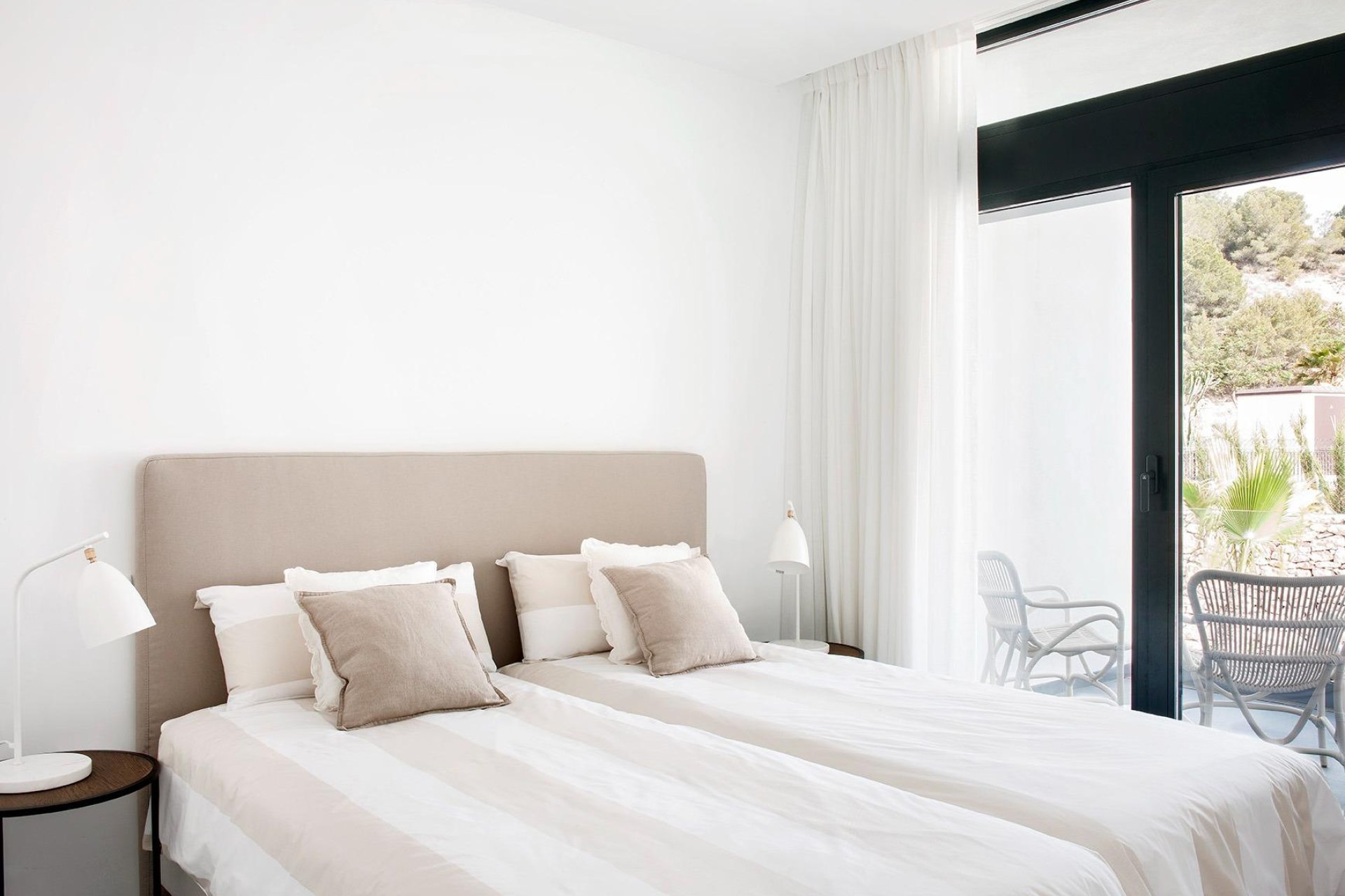 Nowy budynek - villa -
