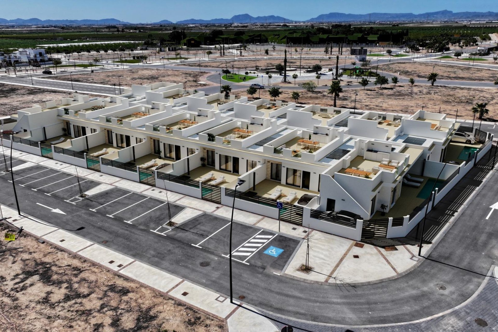 Nowy budynek - villa -
