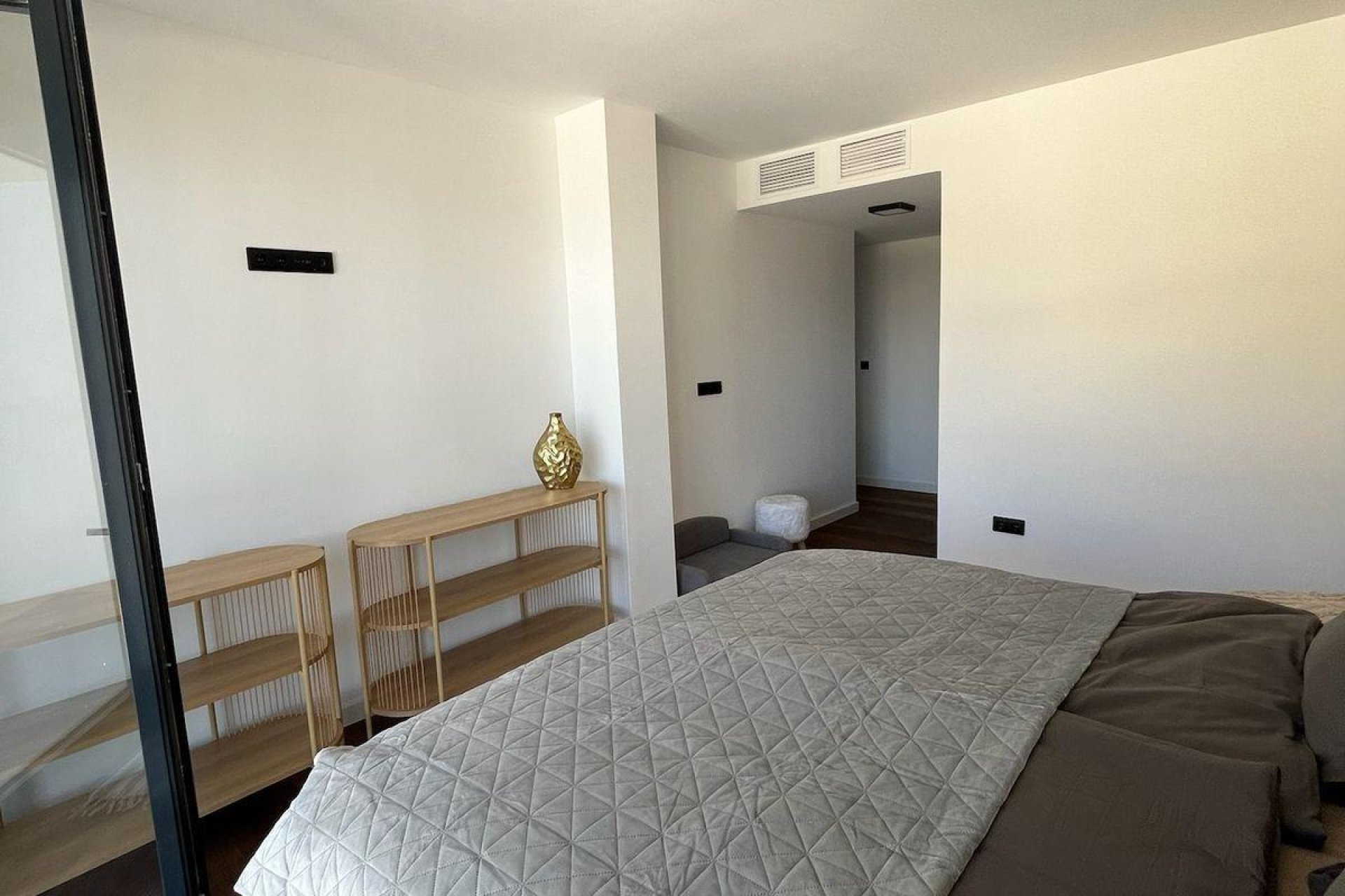 Nowy budynek - villa -
