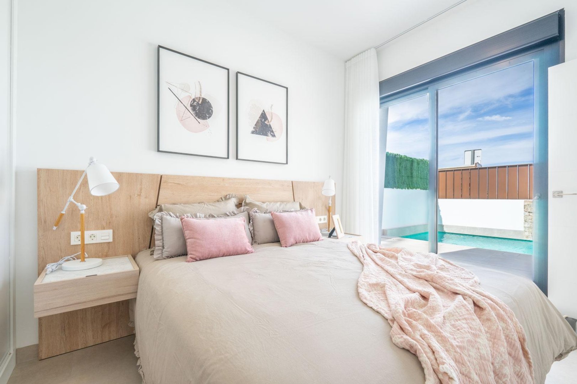 Nowy budynek - villa -
