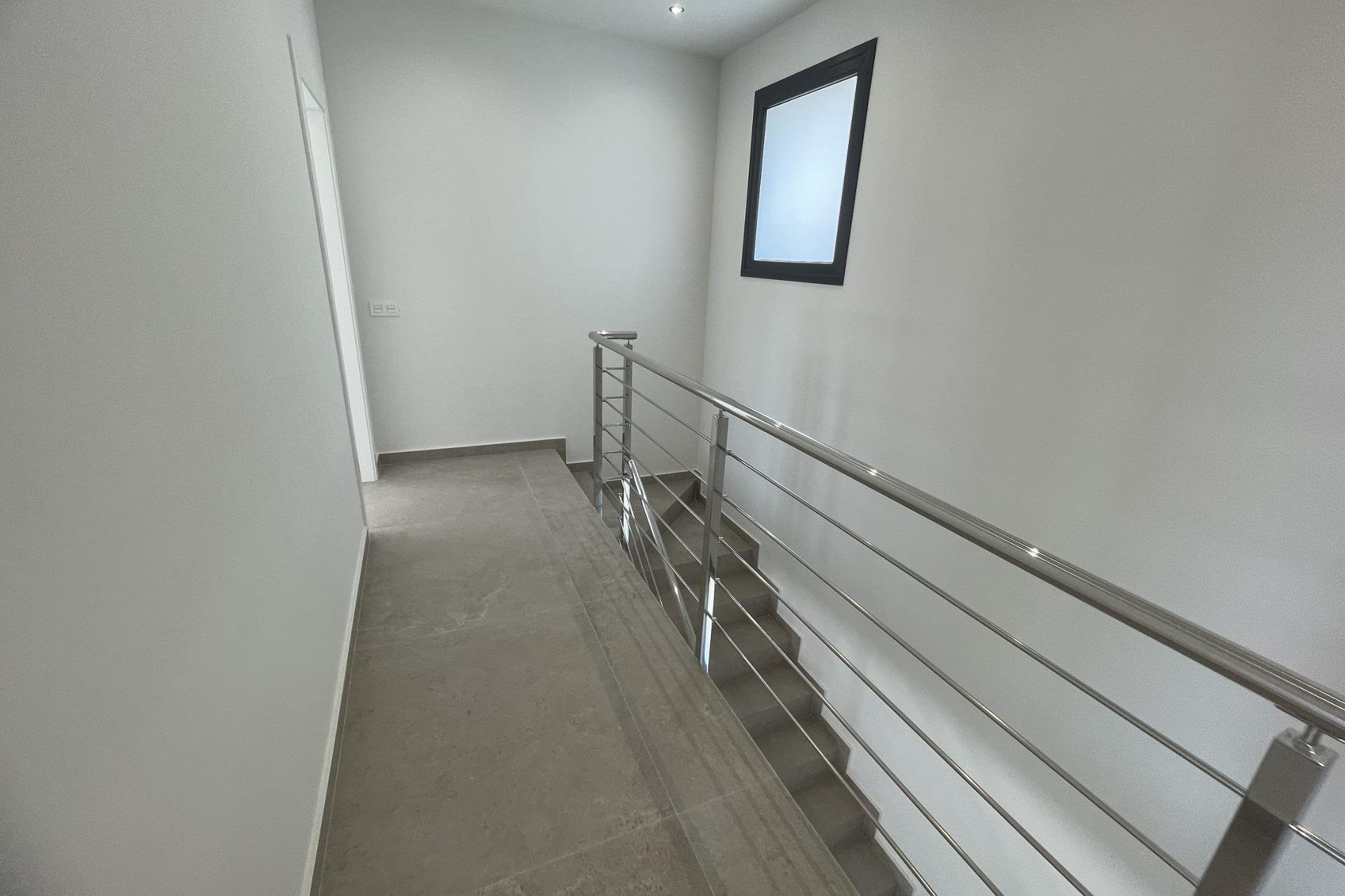 Nowy budynek - villa -
