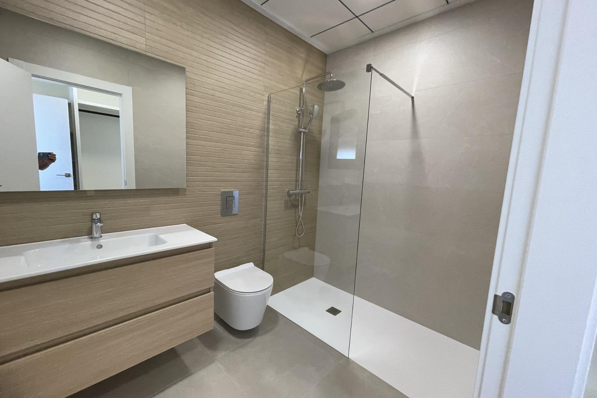 Nowy budynek - villa -
