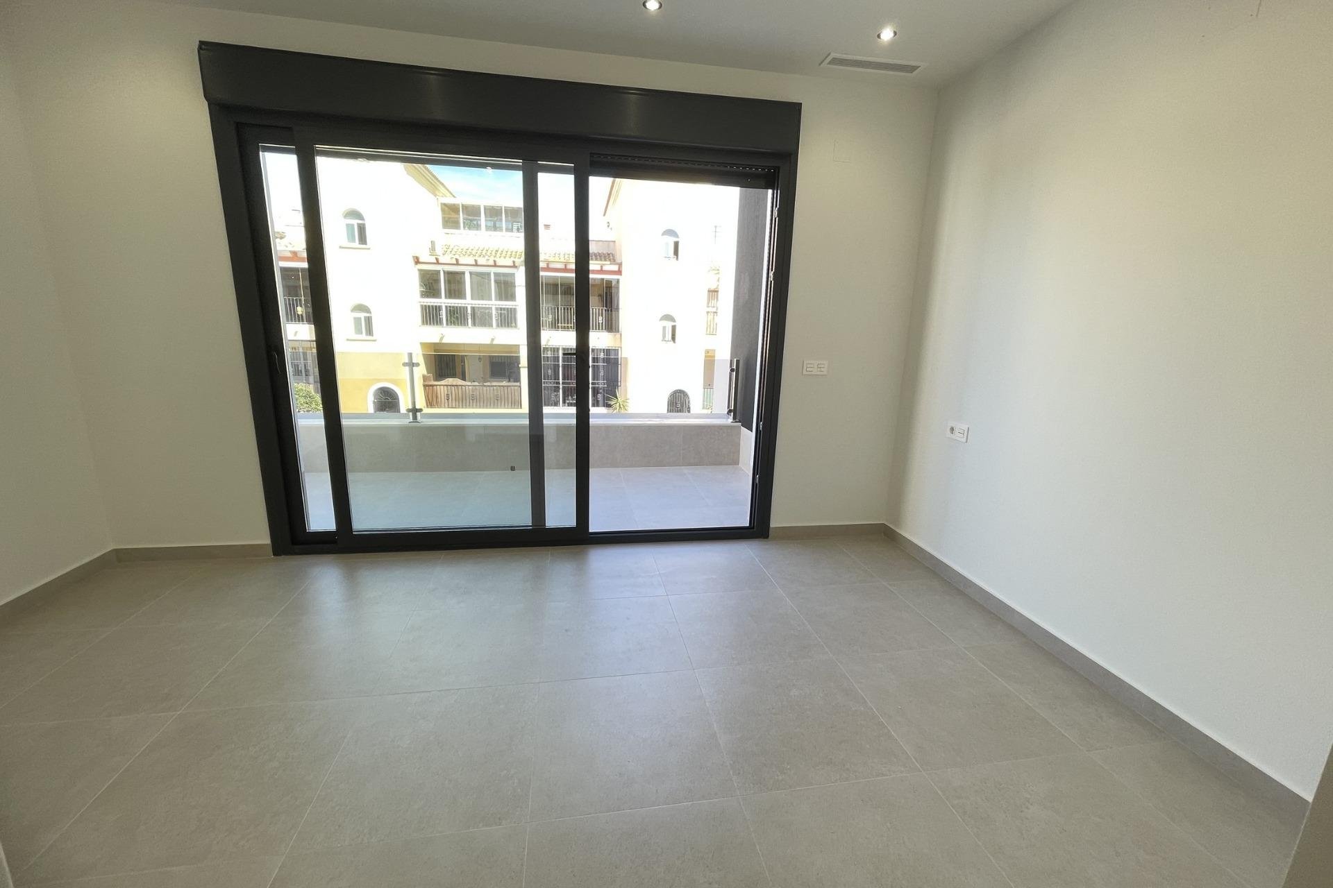 Nowy budynek - villa -
