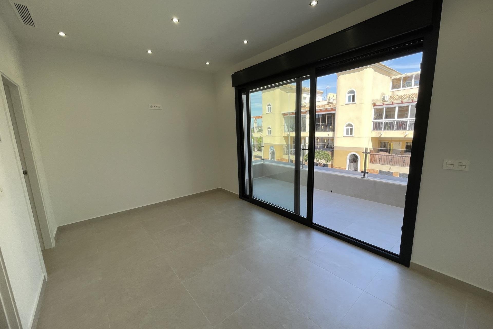 Nowy budynek - villa -
