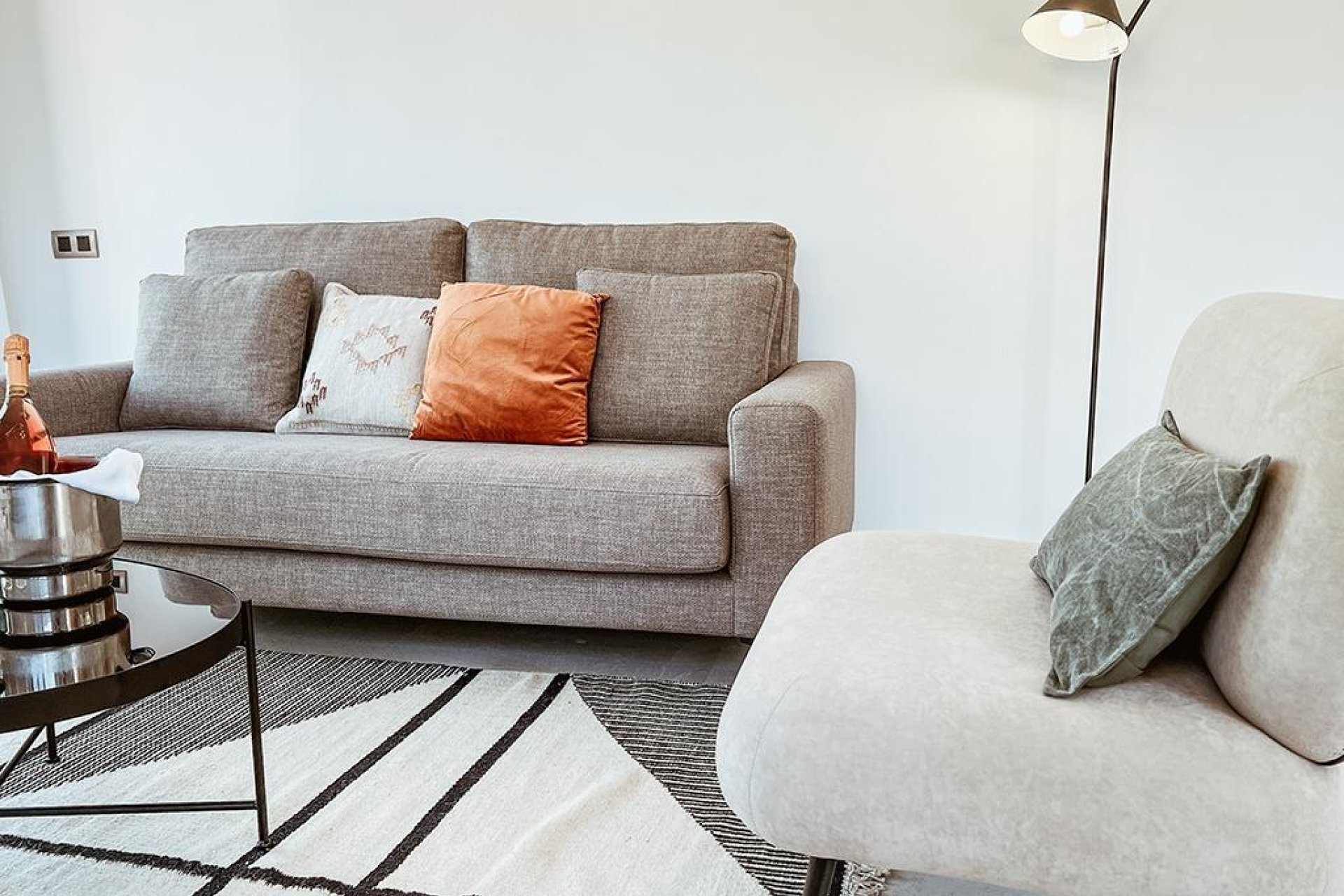 Nowy budynek - villa -
