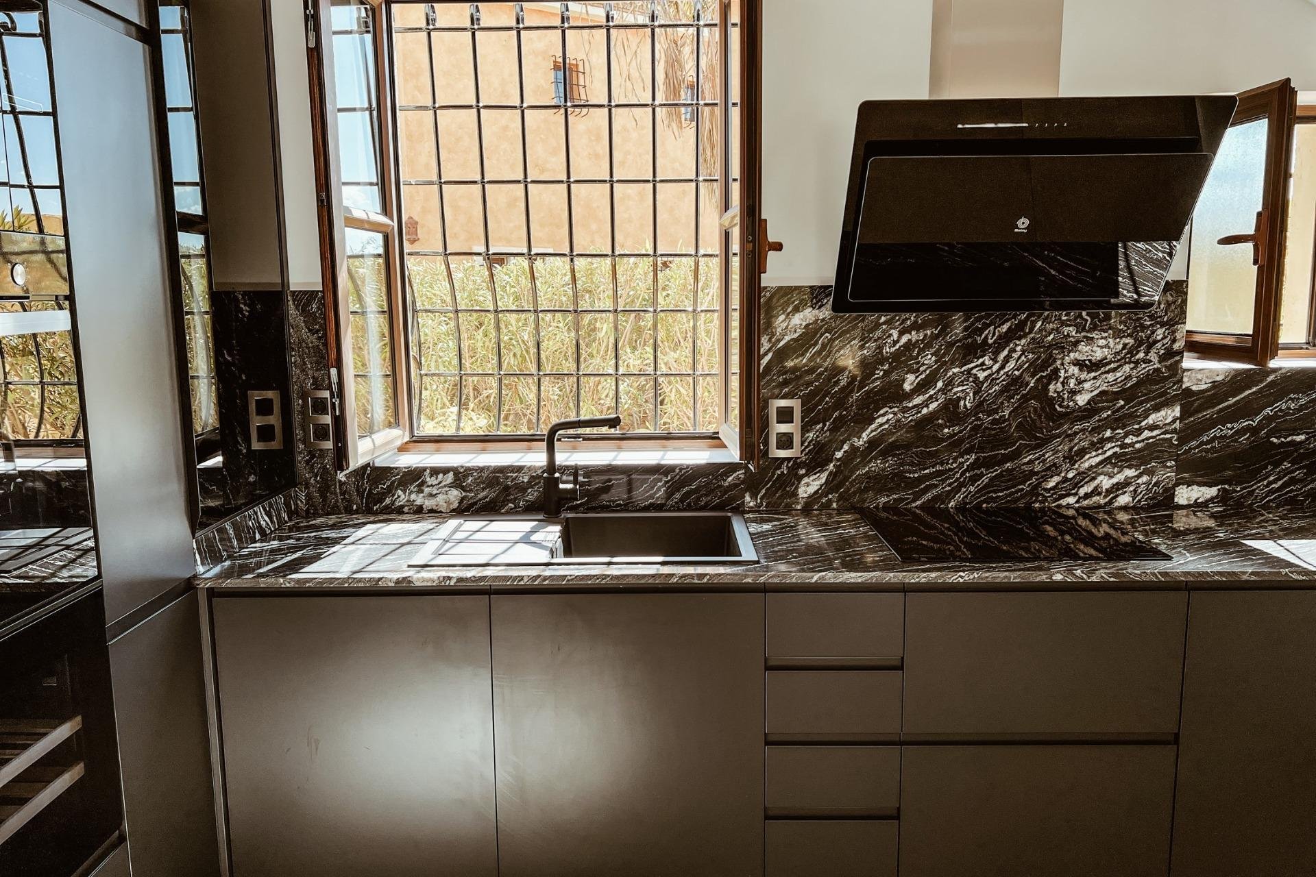 Nowy budynek - villa -
