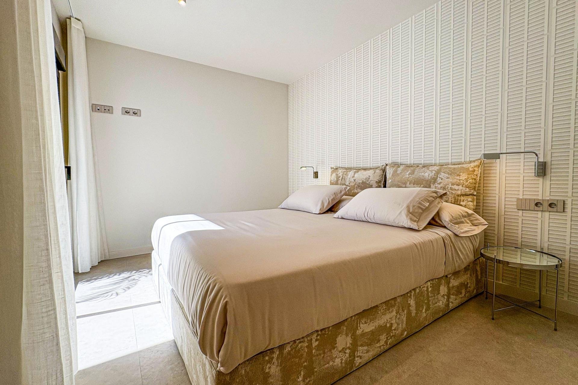 Nowy budynek - villa -
