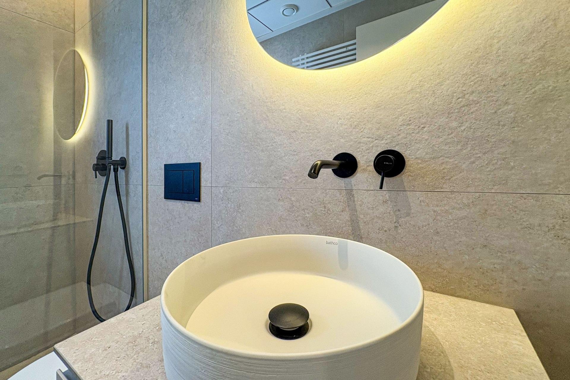 Nowy budynek - villa -
