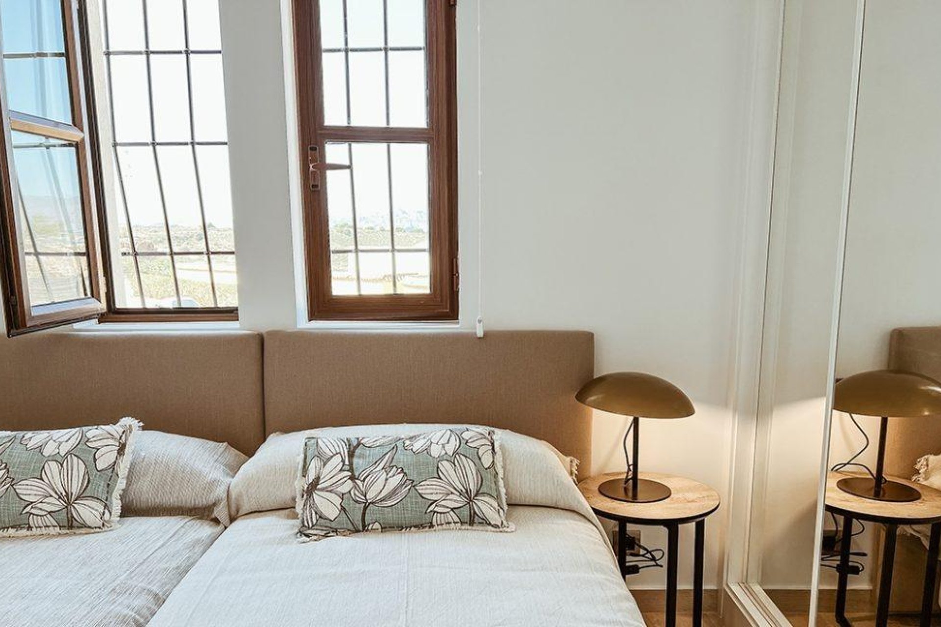 Nowy budynek - villa -
