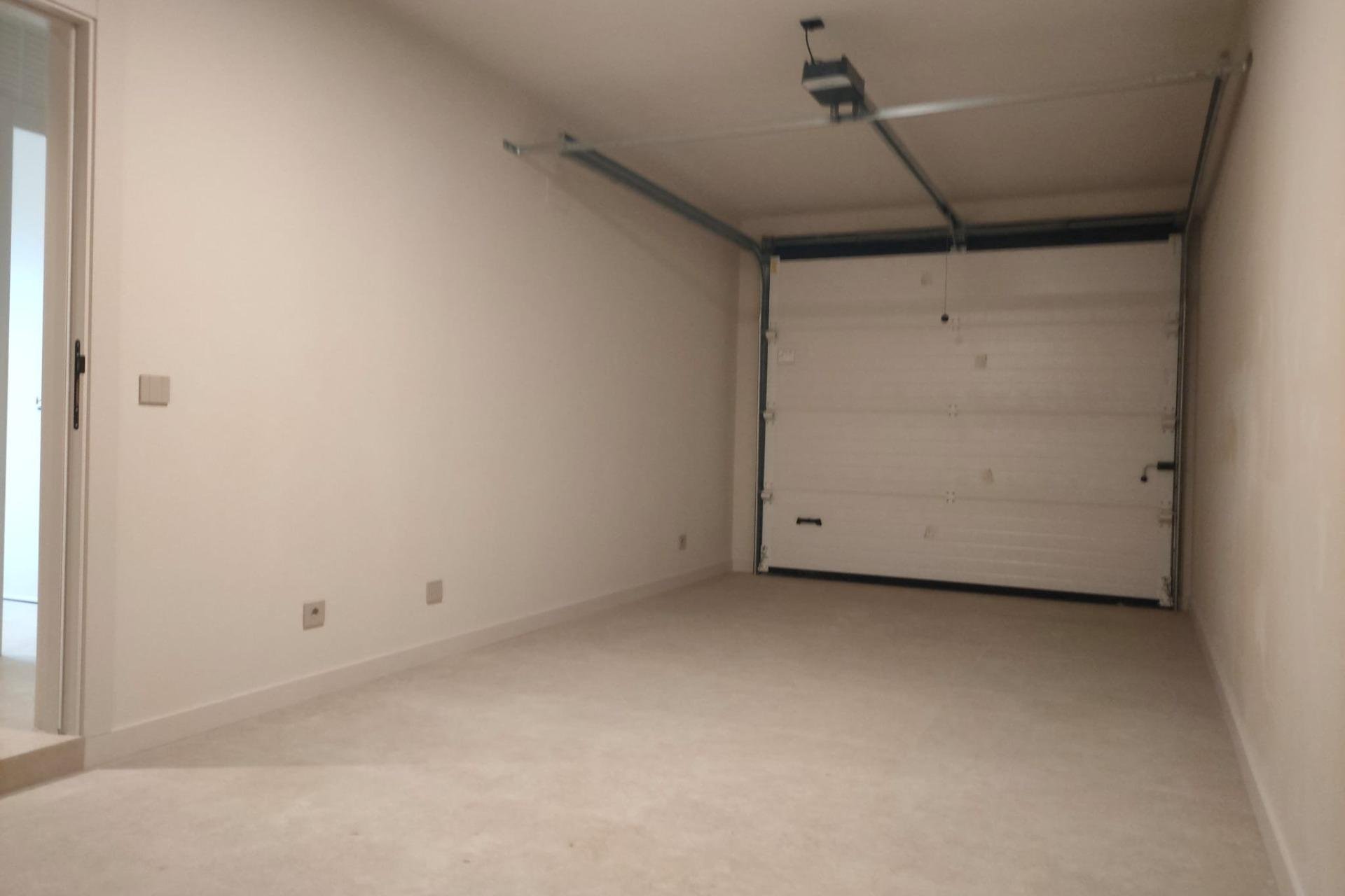 Nowy budynek - villa -
