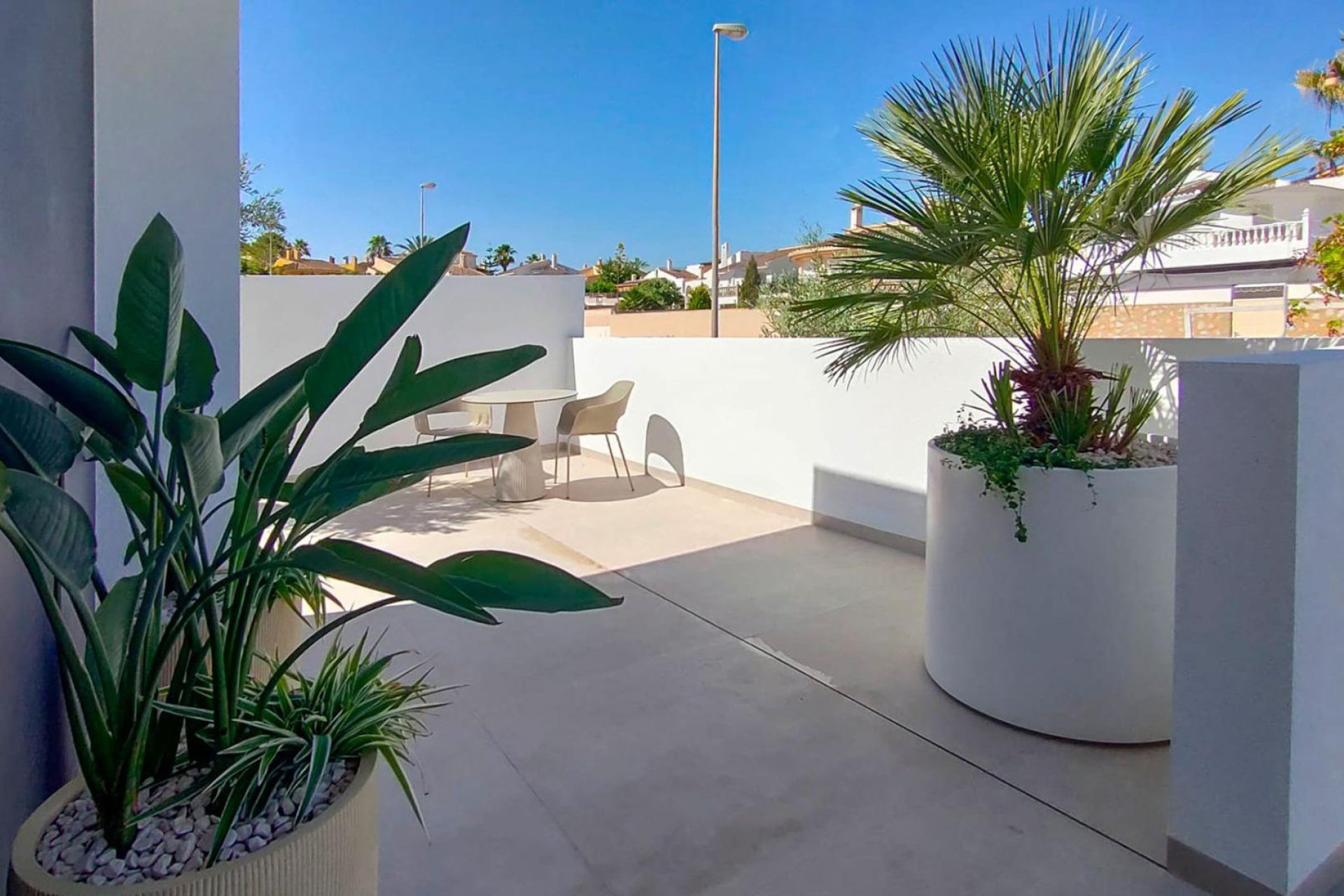 Nowy budynek - villa -
